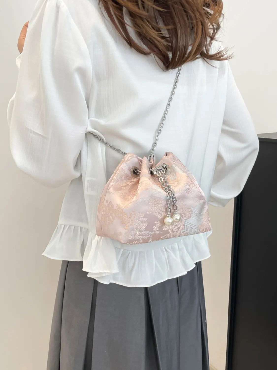 Chain Strap Bucket Bag - Image 5