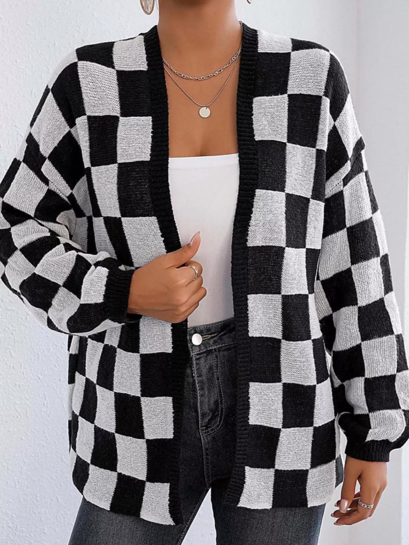 Checkerboard Pattern Open Front Knit Cardigan - Image 4