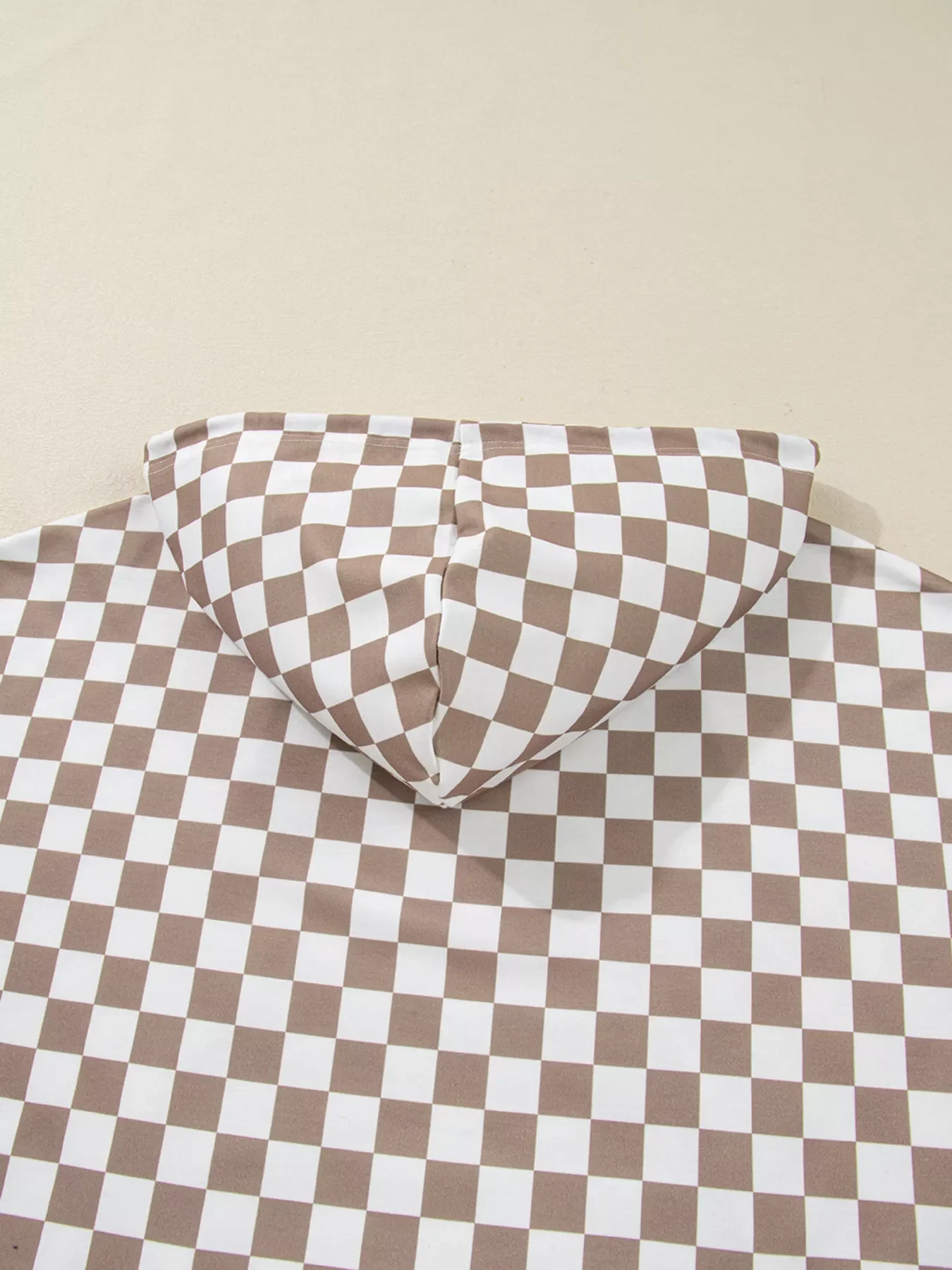 Checkered Pattern Oversized Drawstring Hoodie - Image 5