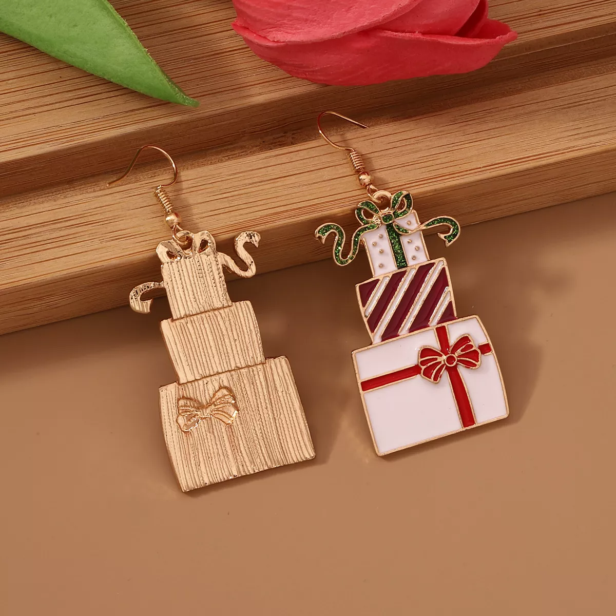 Christmas Gift Box Dangle Earrings - Image 3