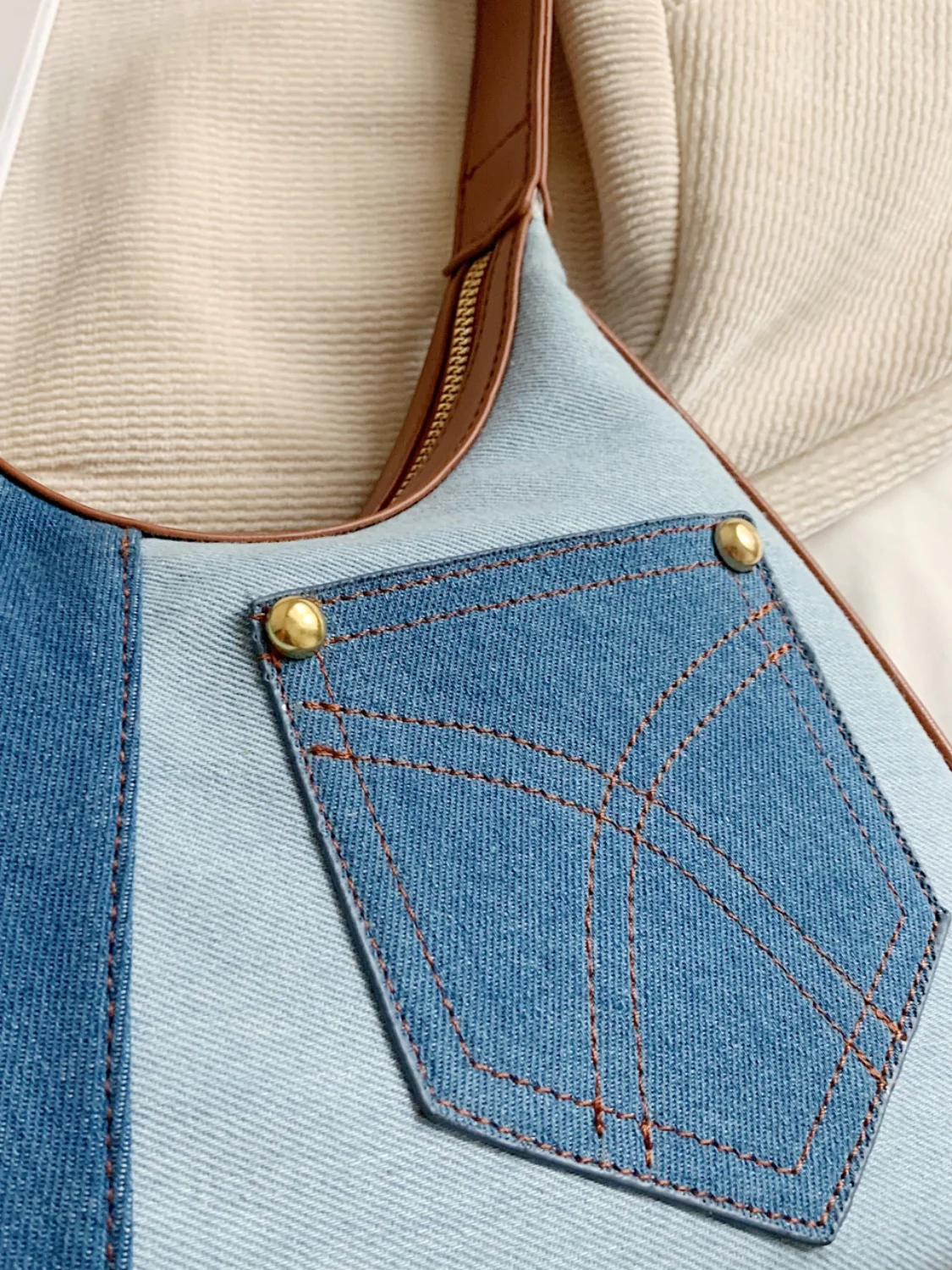 Color Block Adjustable Strap Shoulder Bag - Image 4