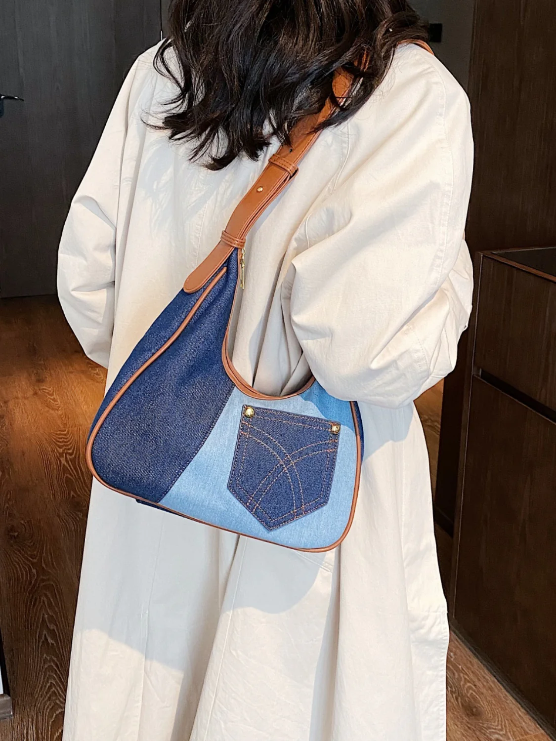 Color Block Adjustable Strap Shoulder Bag - Image 6