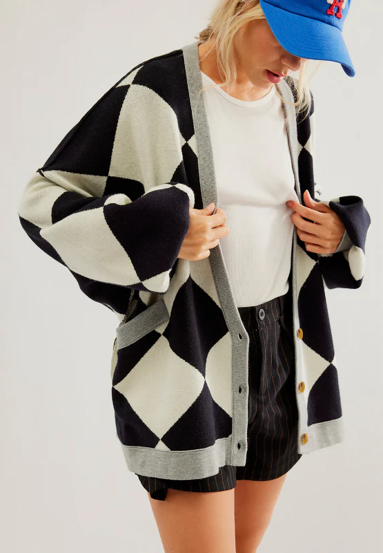 Color Block Button Down Long Sleeve Cardigan - Image 5