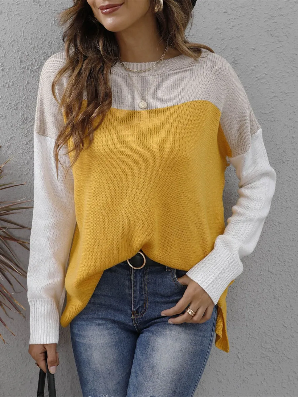 Color Block Round Neck Sweater - Image 6