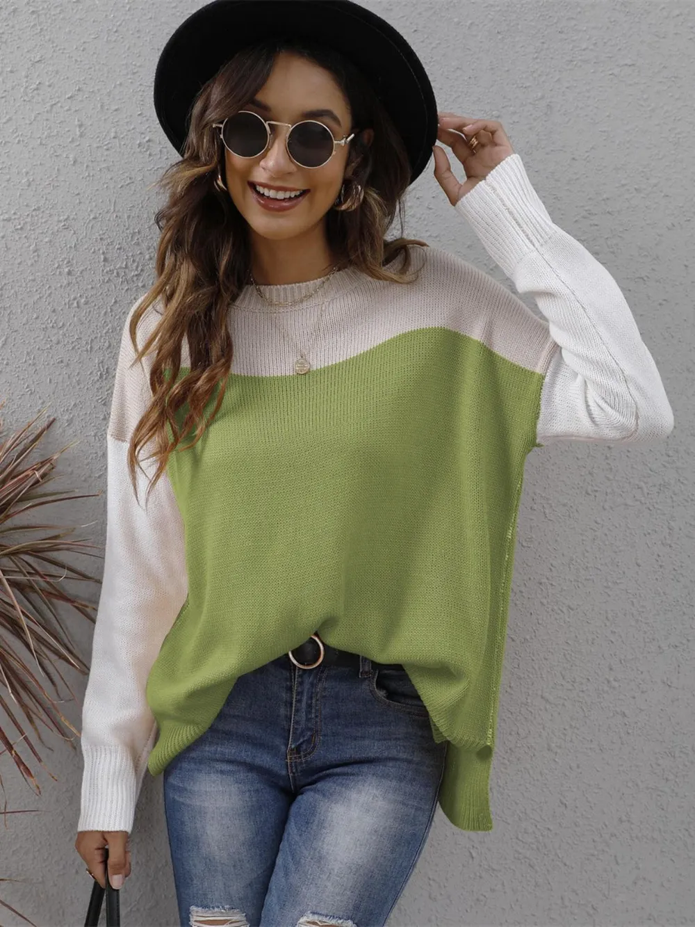 Color Block Round Neck Sweater - Image 9