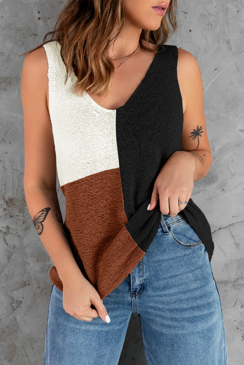 Color Block V-Neck Knit Vest - Image 11