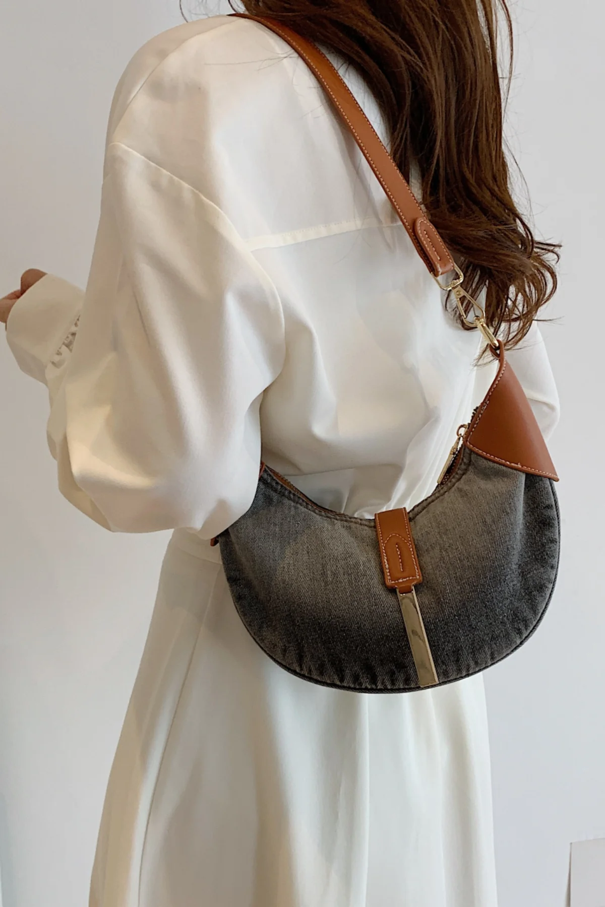 Contrast Denim Shoulder Bag - Image 16