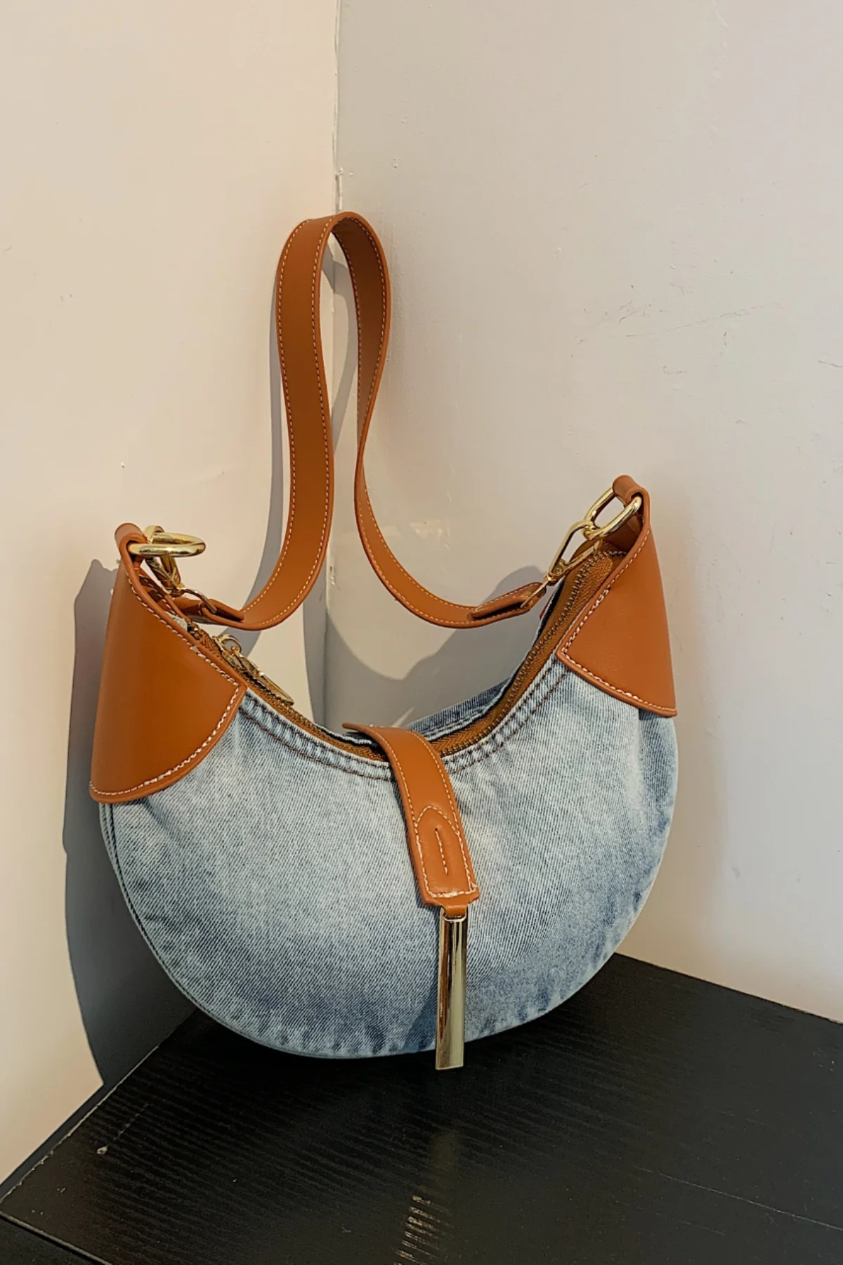 Contrast Denim Shoulder Bag - Image 8