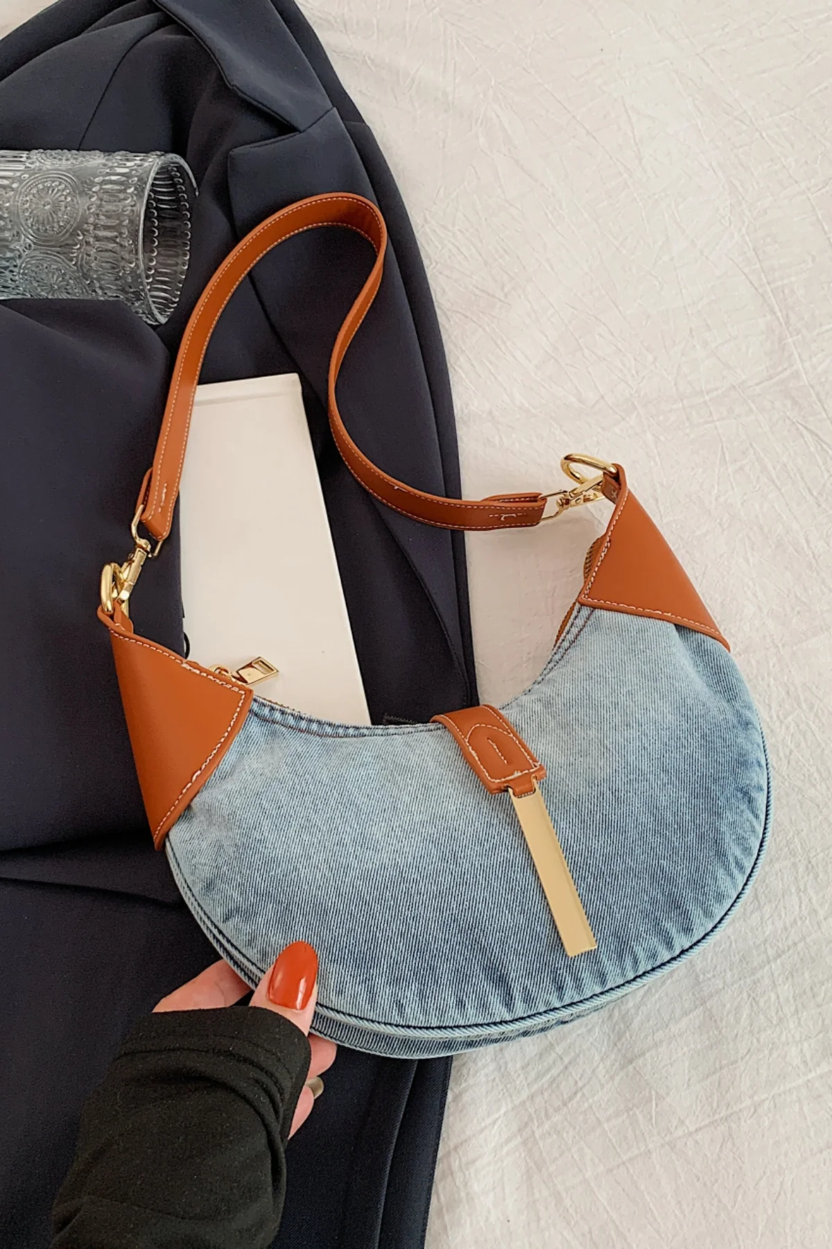Contrast Denim Shoulder Bag - Image 9