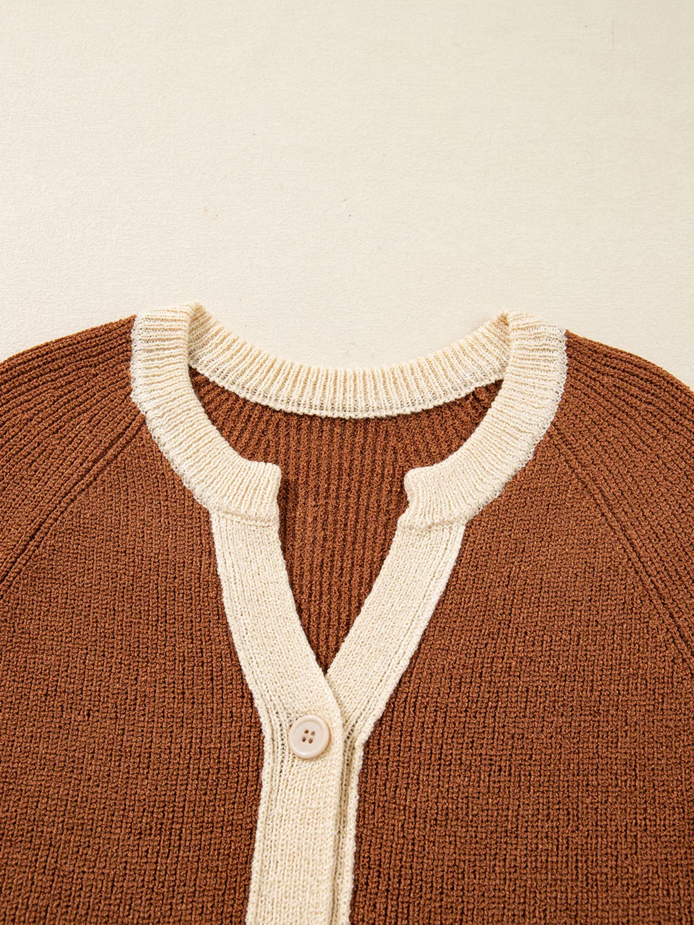 Contrast Knit V Neckline Cardigan - Image 4