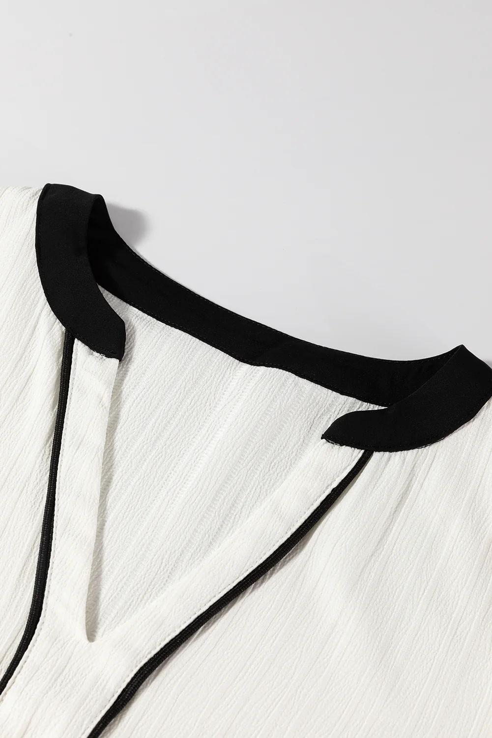 Contrast Notched Long Sleeve Blouse - Image 8