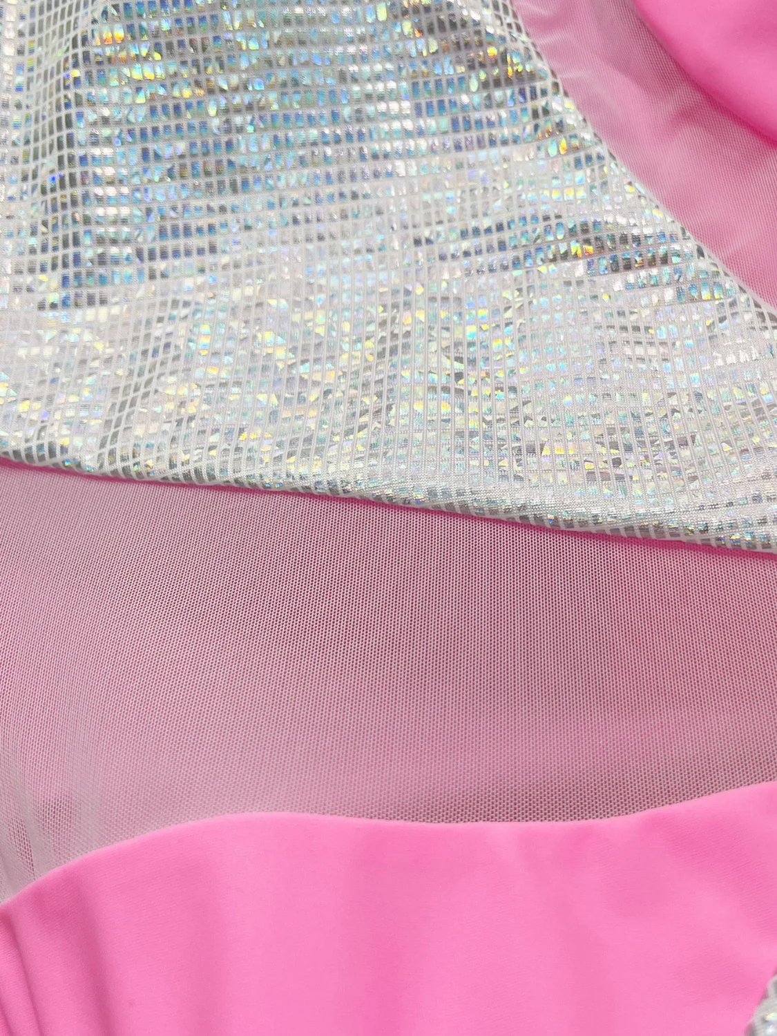 Contrast Panel One-Piece Swimsuit - Image 4