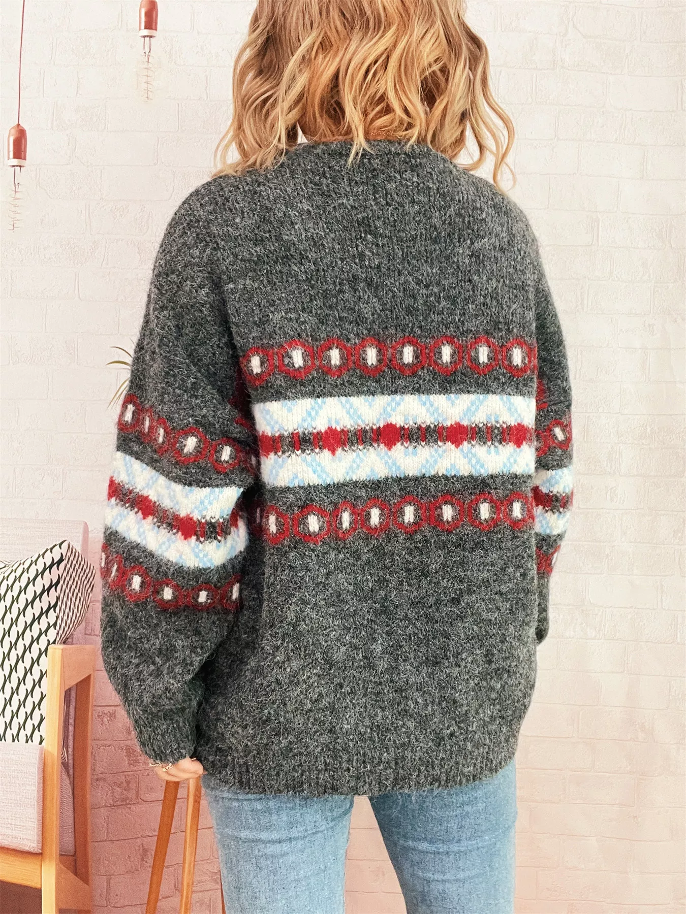 Contrast Round Neck Drop Shoulder Sweater - Image 5