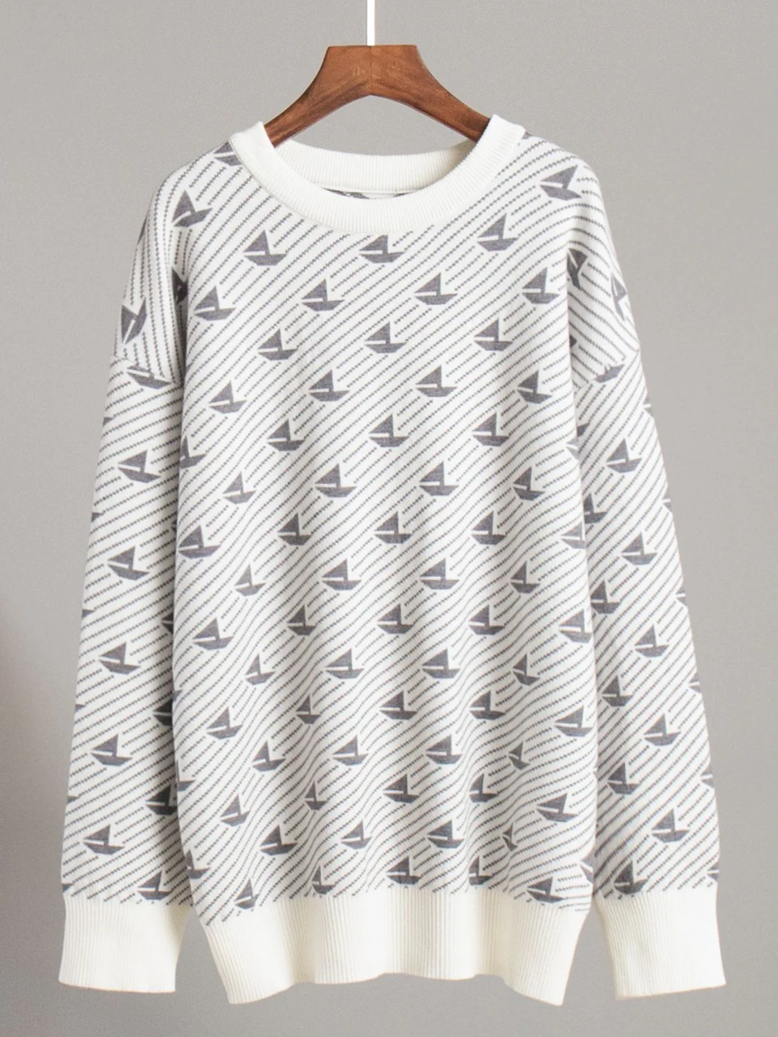 Contrast Round Neck Long Sleeve Sweater - Image 16