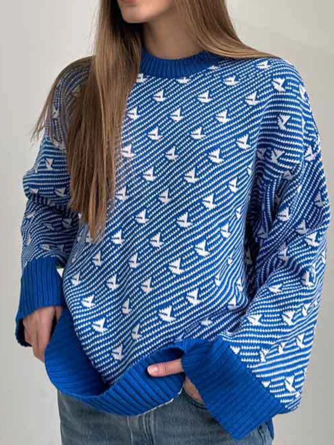 Contrast Round Neck Long Sleeve Sweater - Image 9
