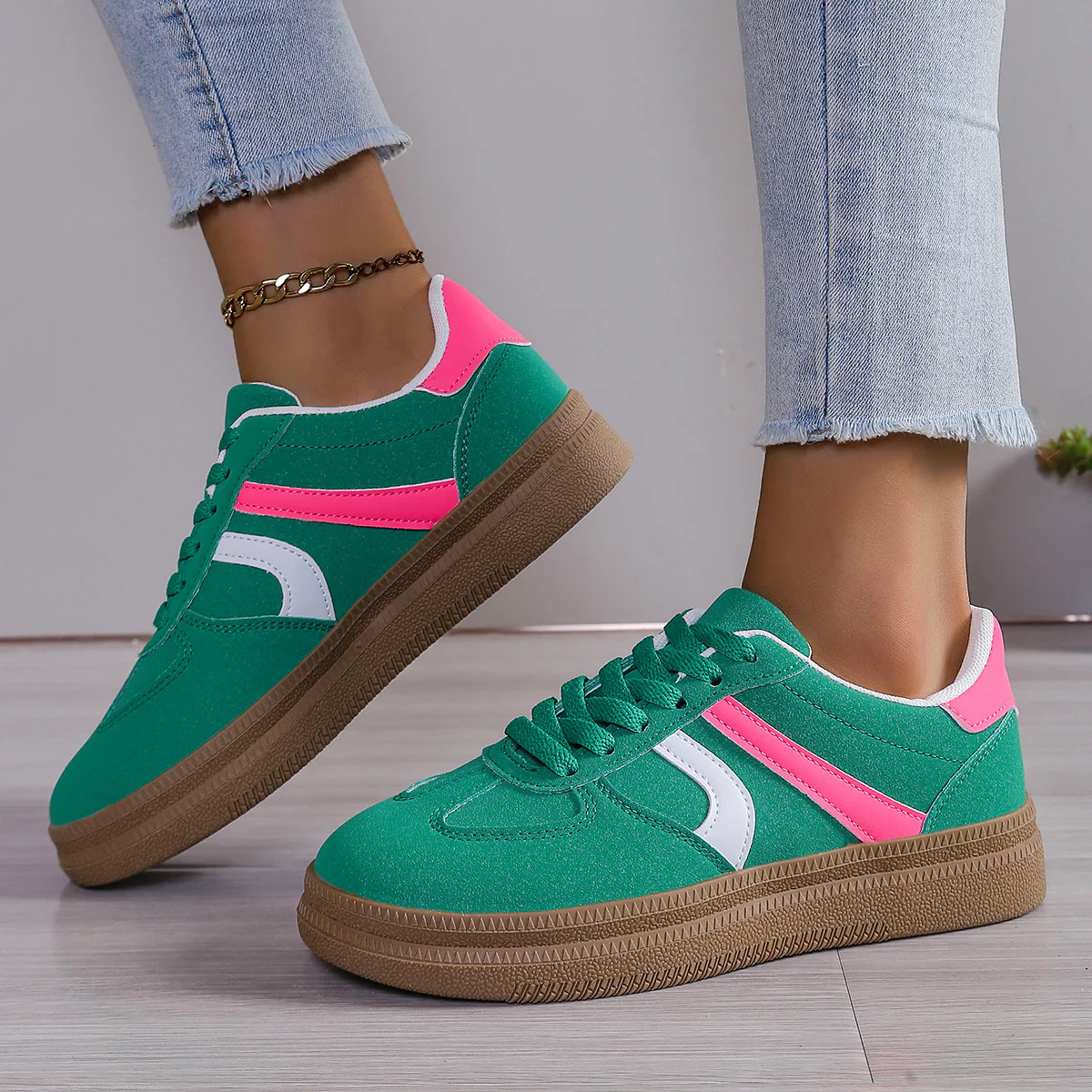 Contrast Round Toe Platform Sneakers - Image 5