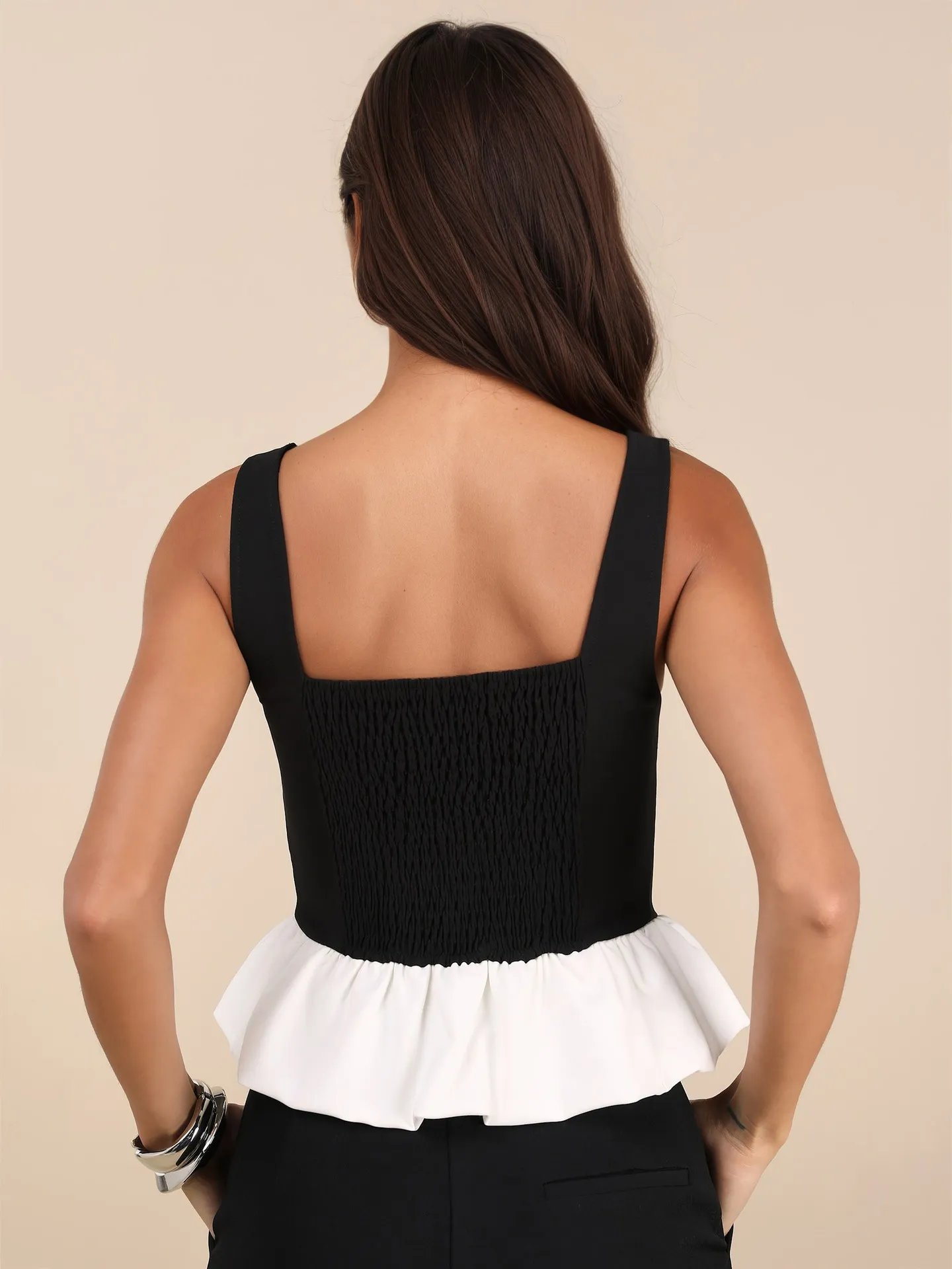 Contrast Ruffled Hem Square Neck Tank - Image 2