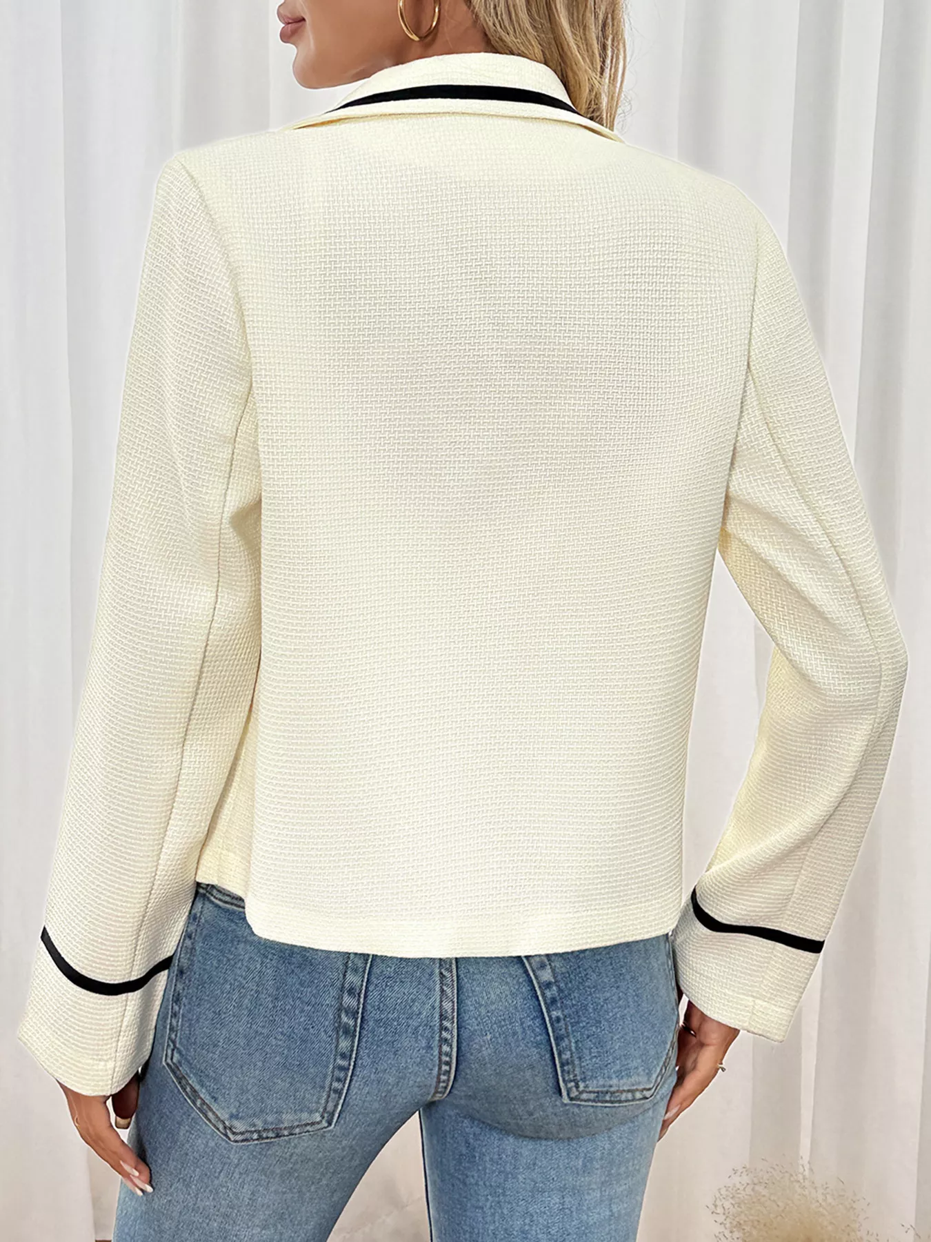 Contrast Trim Button-Up Blazer - Image 6
