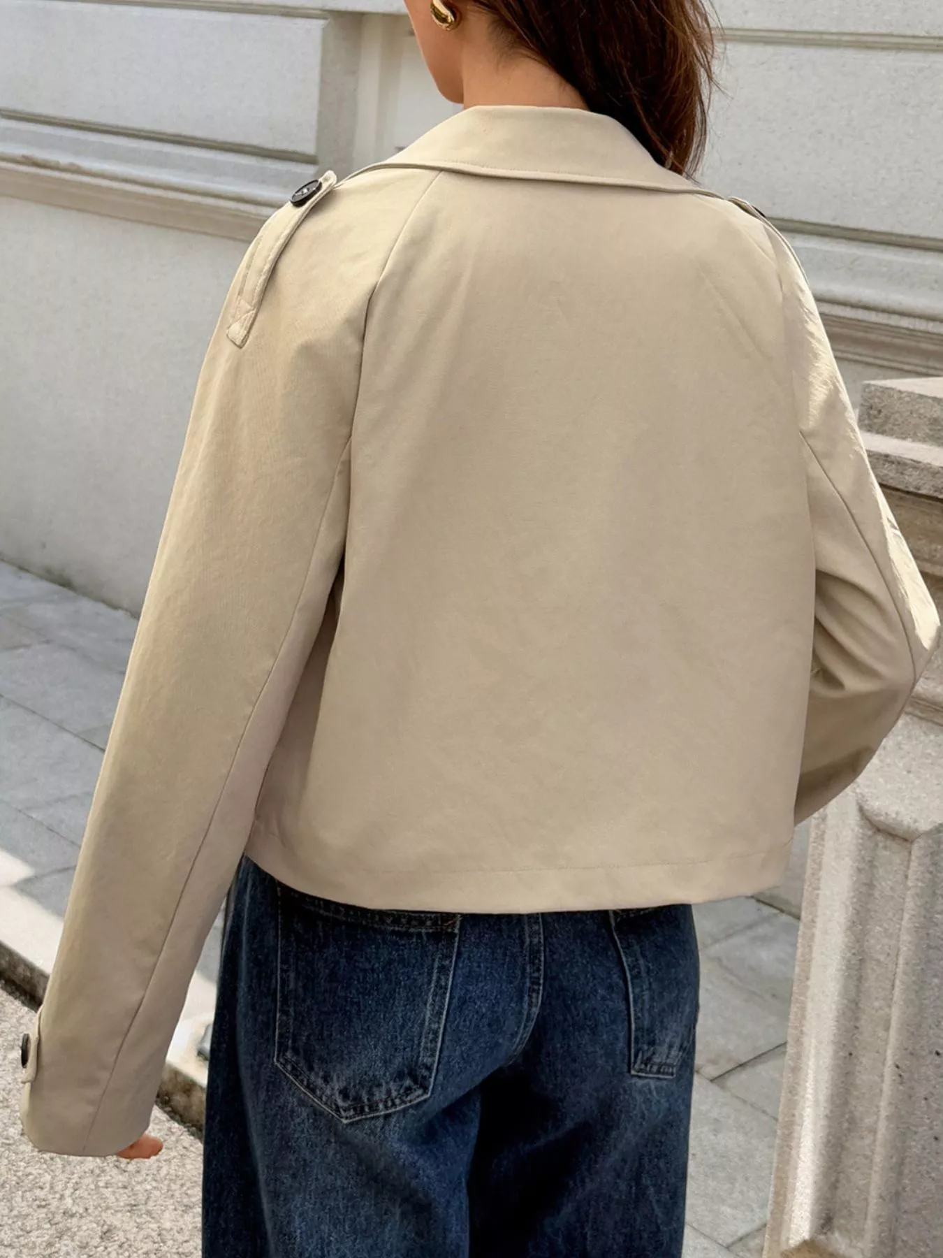 Cropped Double-Breasted Raglan Sleeve Jacket - Image 3