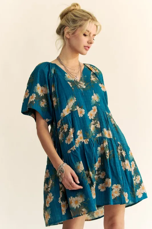 Davi & Dani Floral Print Short Bell Sleeve Pleated Mini Dress - Image 4