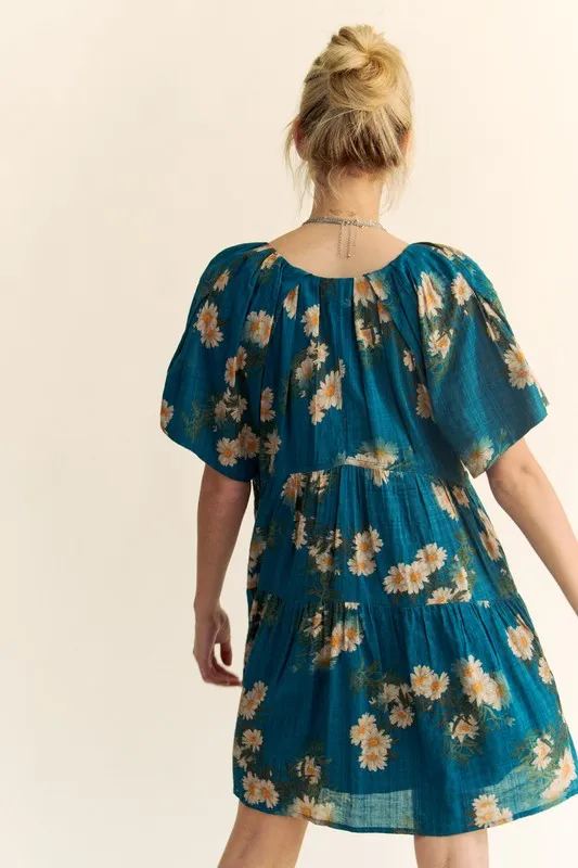 Davi & Dani Floral Print Short Bell Sleeve Pleated Mini Dress - Image 7
