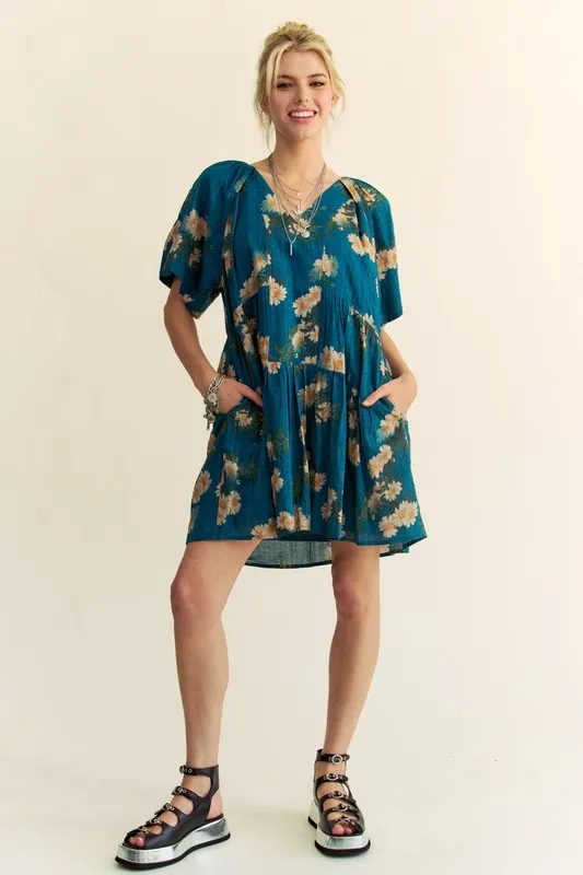 Davi & Dani Floral Print Short Bell Sleeve Pleated Mini Dress - Image 8