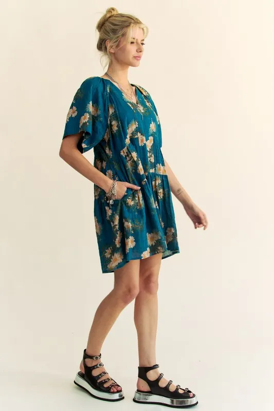 Davi & Dani Floral Print Short Bell Sleeve Pleated Mini Dress - Image 9
