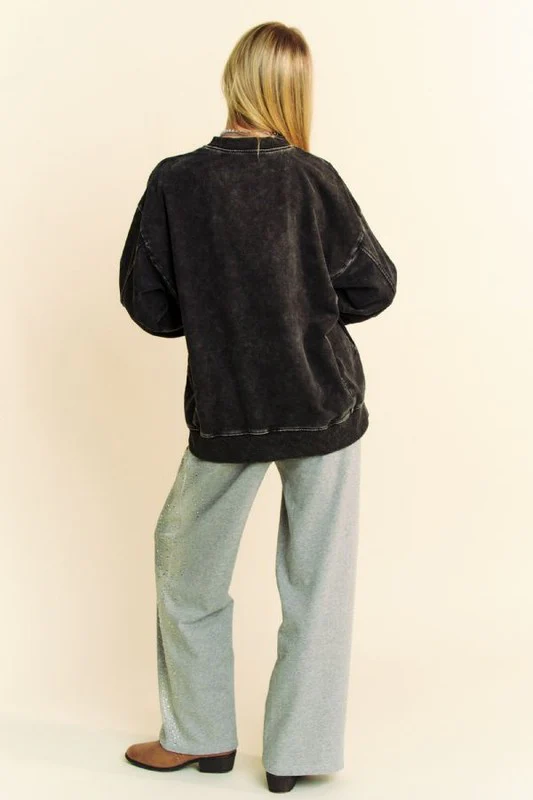 Davi & Dani Stud Star Patch Acid Washed Sweatshirt - Image 2