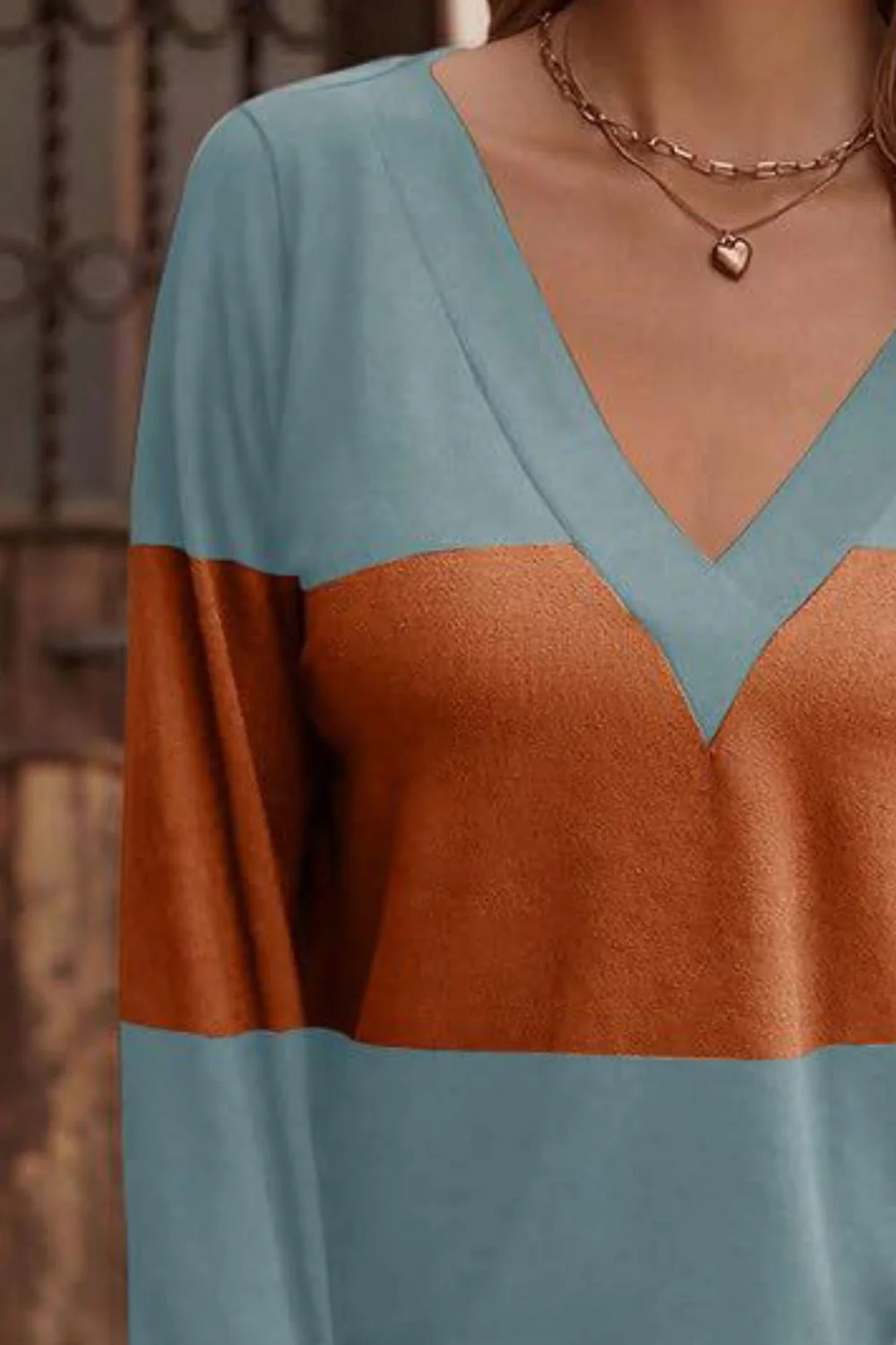 Decorative Button Contrast V-Neck Long Sleeve T-Shirt - Image 15