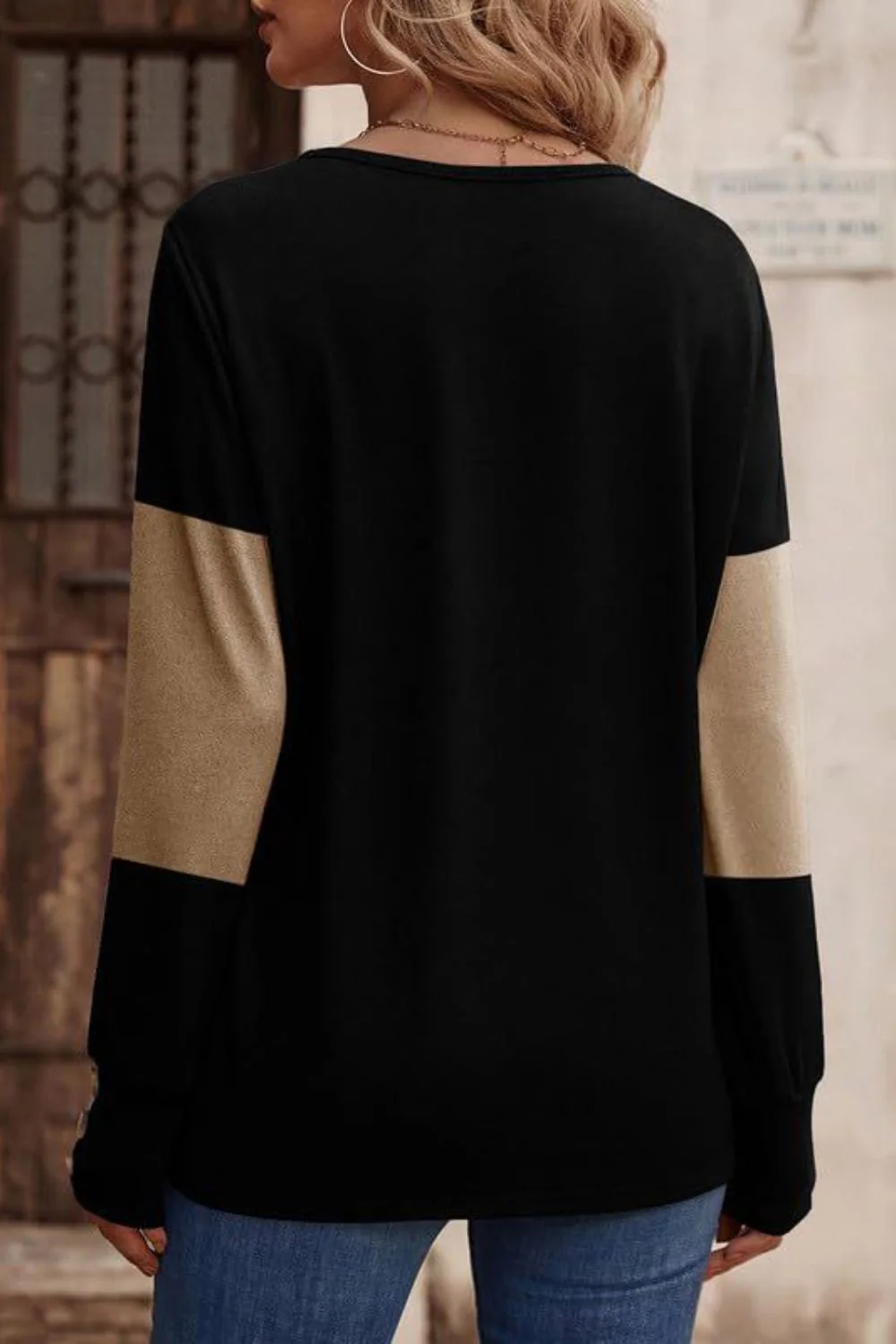 Decorative Button Contrast V-Neck Long Sleeve T-Shirt - Image 3