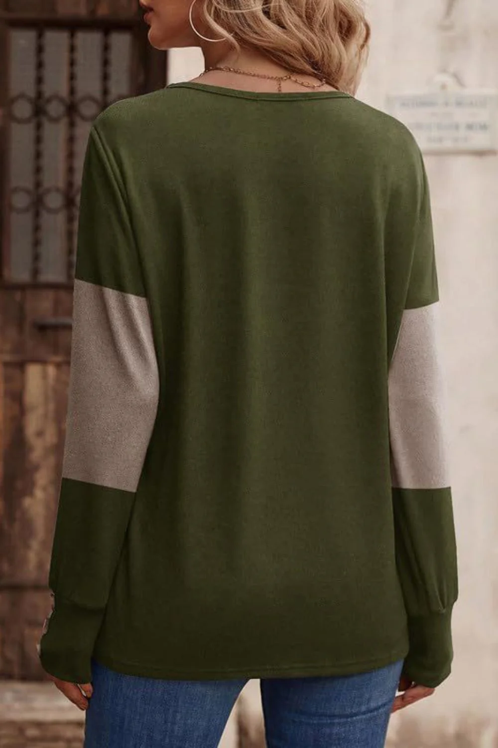 Decorative Button Contrast V-Neck Long Sleeve T-Shirt - Image 5