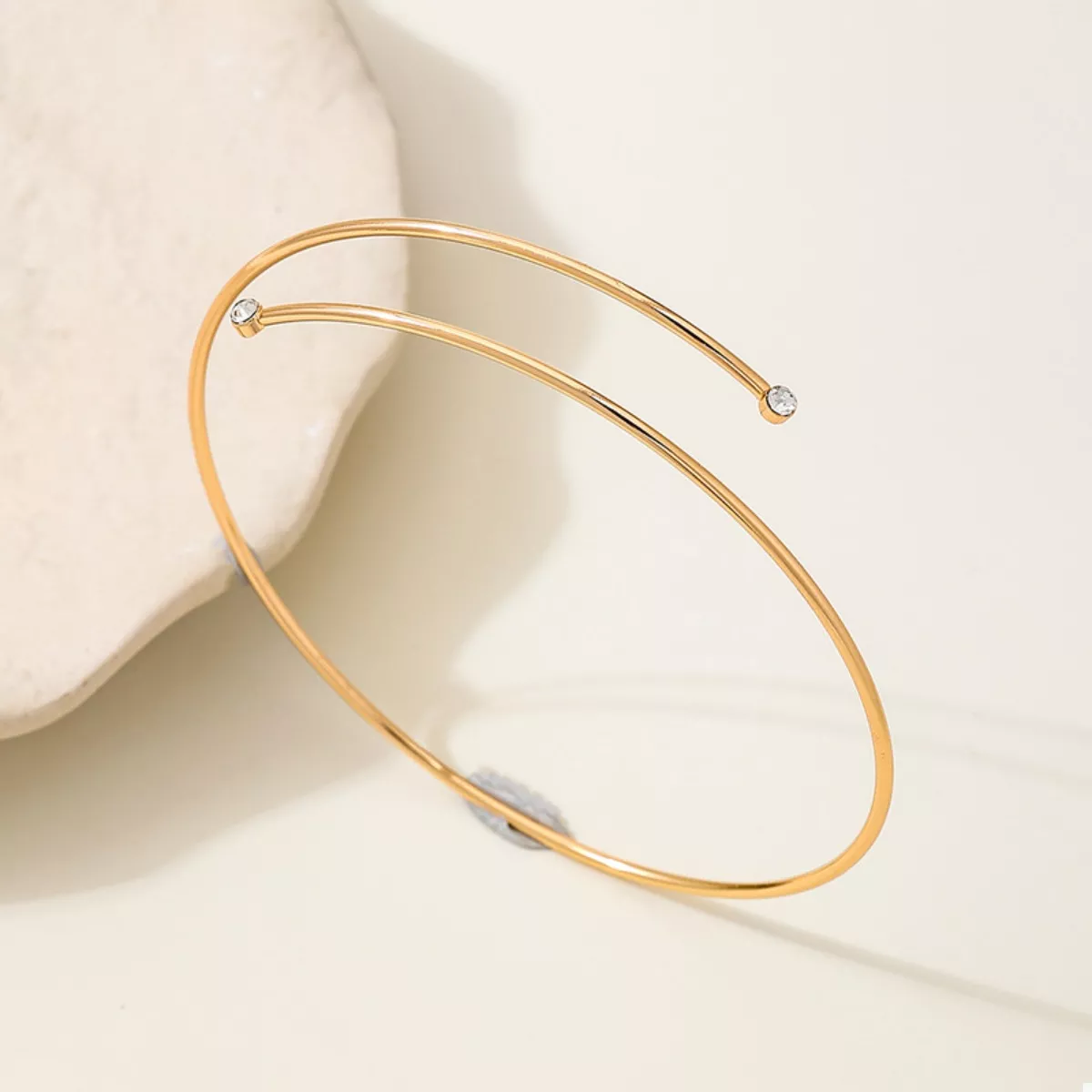Delicate Gold Wire Upper Arm Bracelet - Image 2