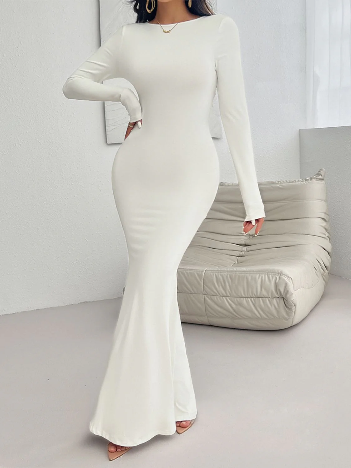 Devine Backless Round Neck Long Sleeve Maxi Dress - Image 10