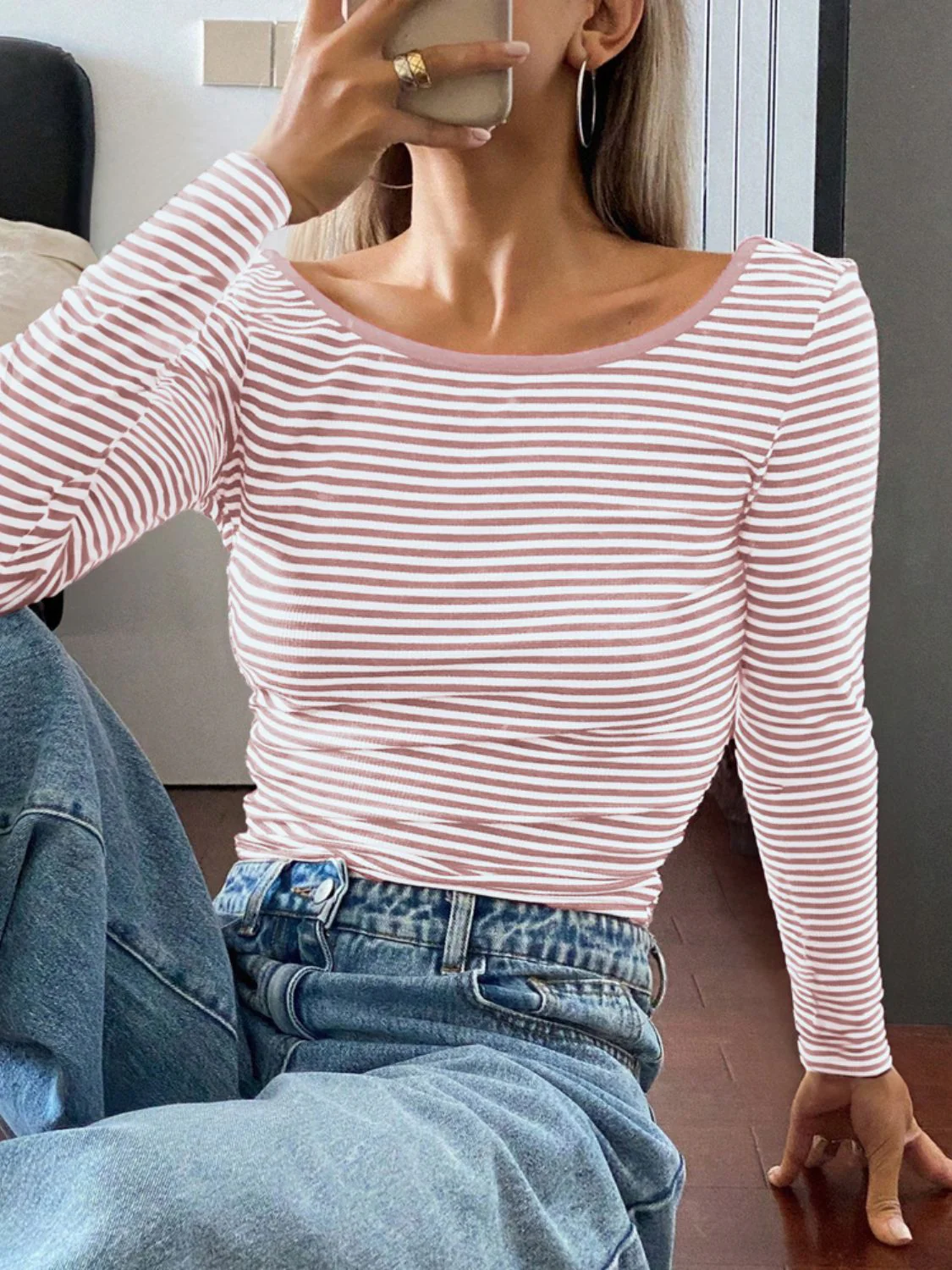 Devine Backless Striped Boat Neck Long Sleeve T-Shirt - Image 15