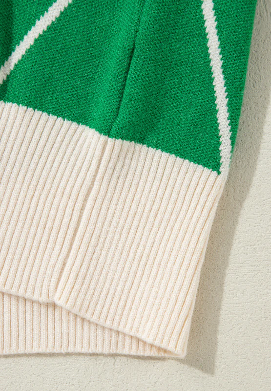 Diamond Pattern Contrast Trim Mock Neck Sweater - Image 10