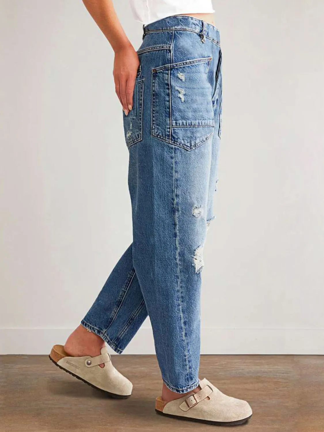 Distressed Jeans with Pockets - Image 2