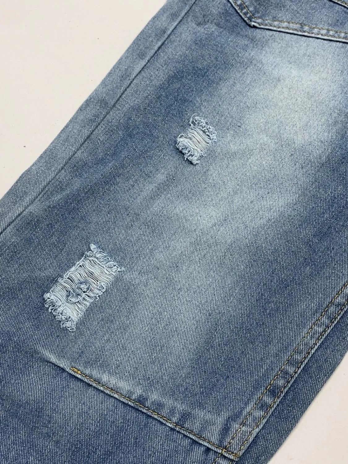 Distressed Jeans with Pockets - Image 8