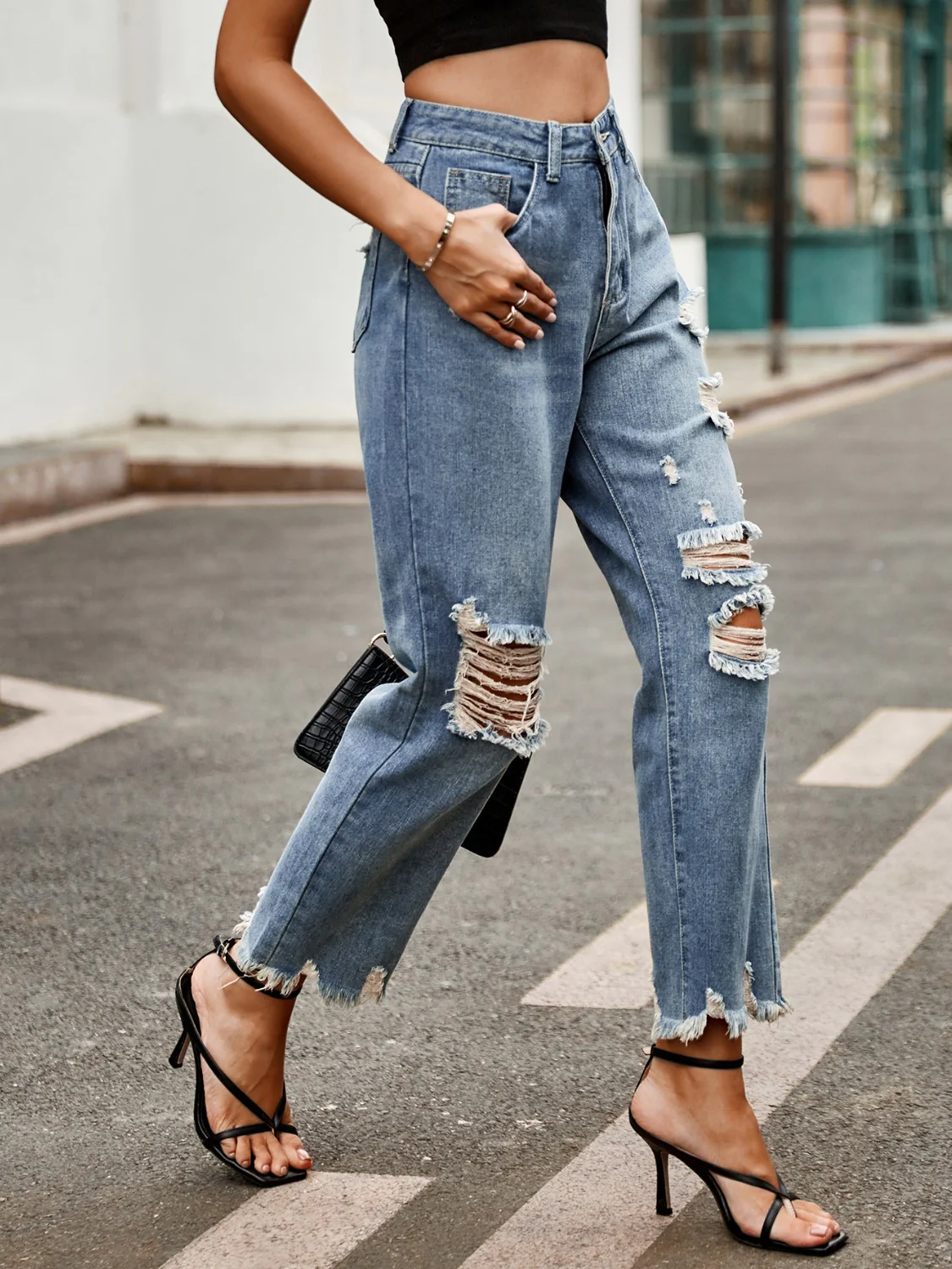 Distressed Raw Hem Jeans with Pockets - Image 6