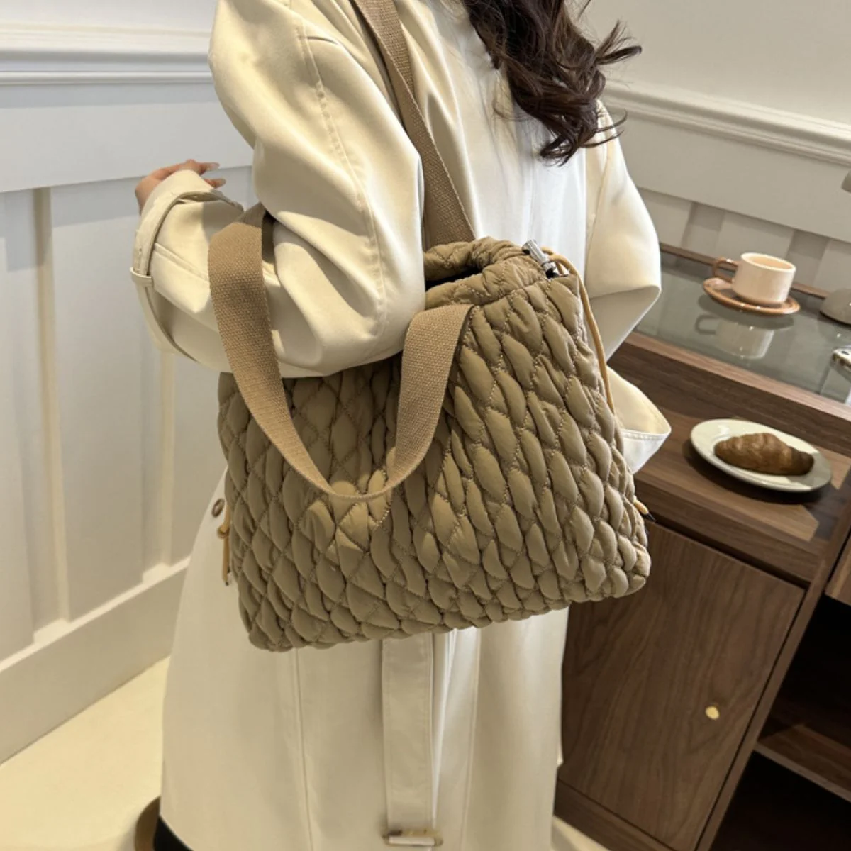 Drawstring Bubble Texture Tote Bag - Image 6