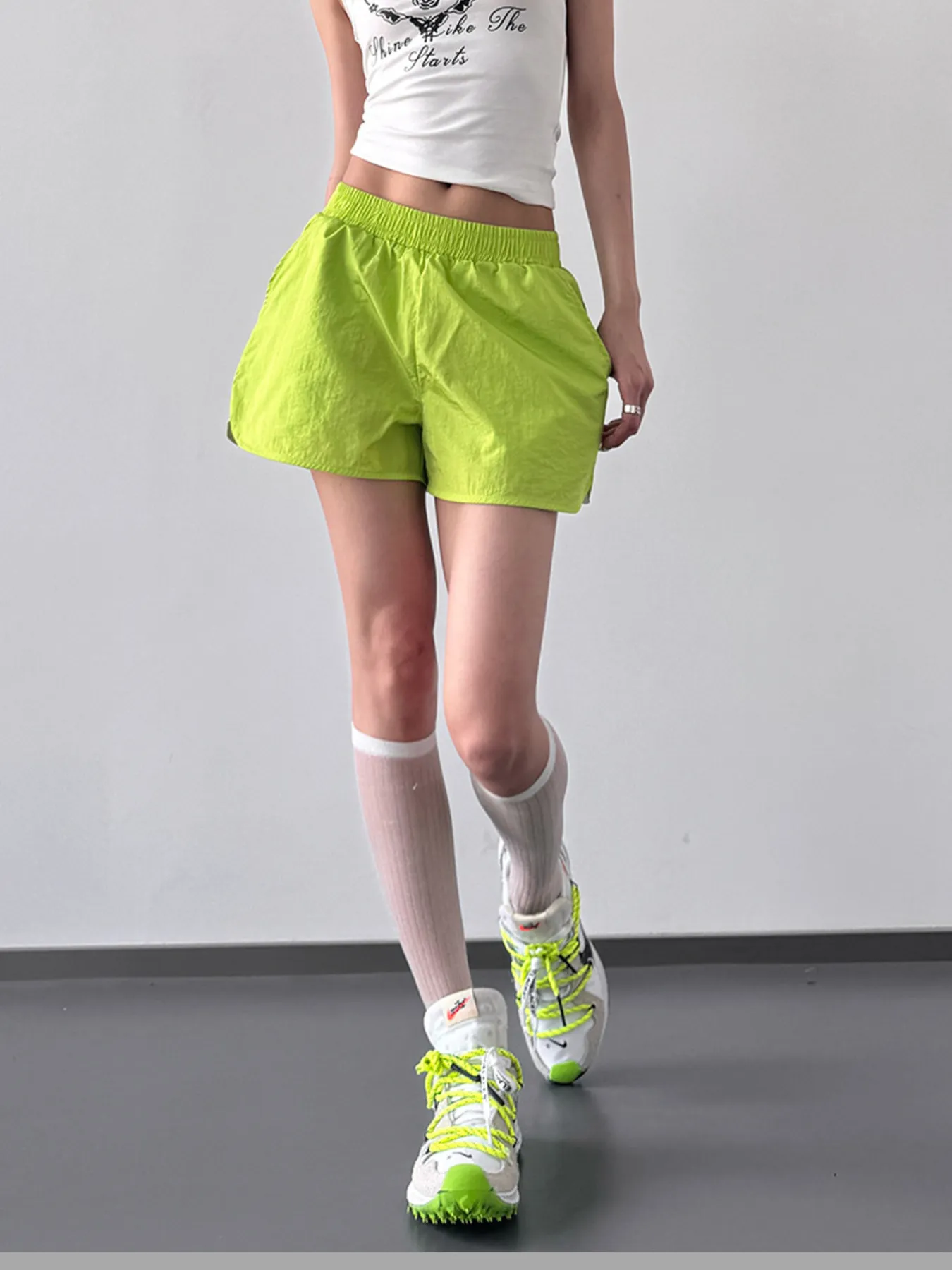 Elastic Waist Active Shorts - Image 3