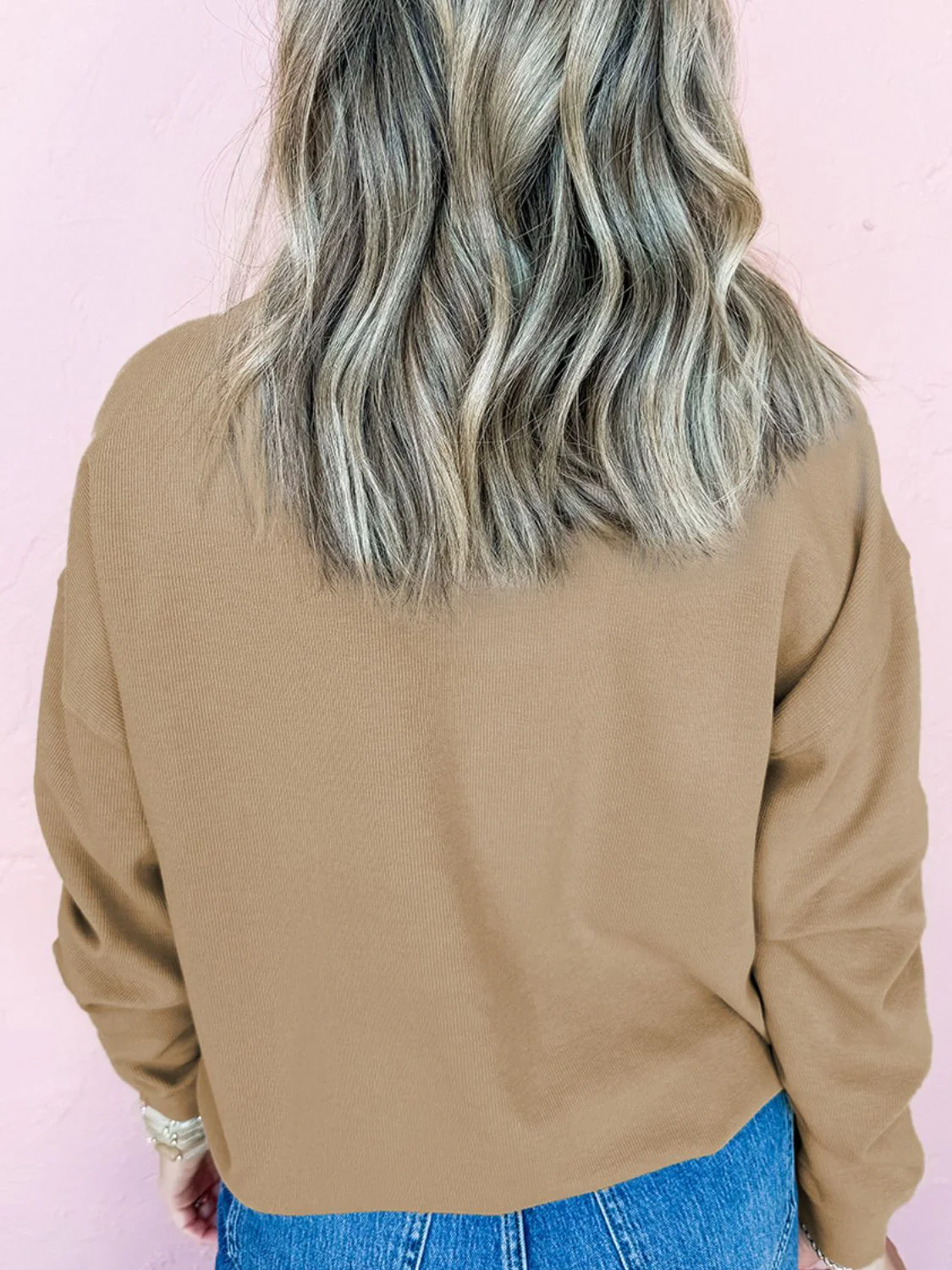 Embroidered Clover Pattern Round Neck Sweatshirt - Image 4