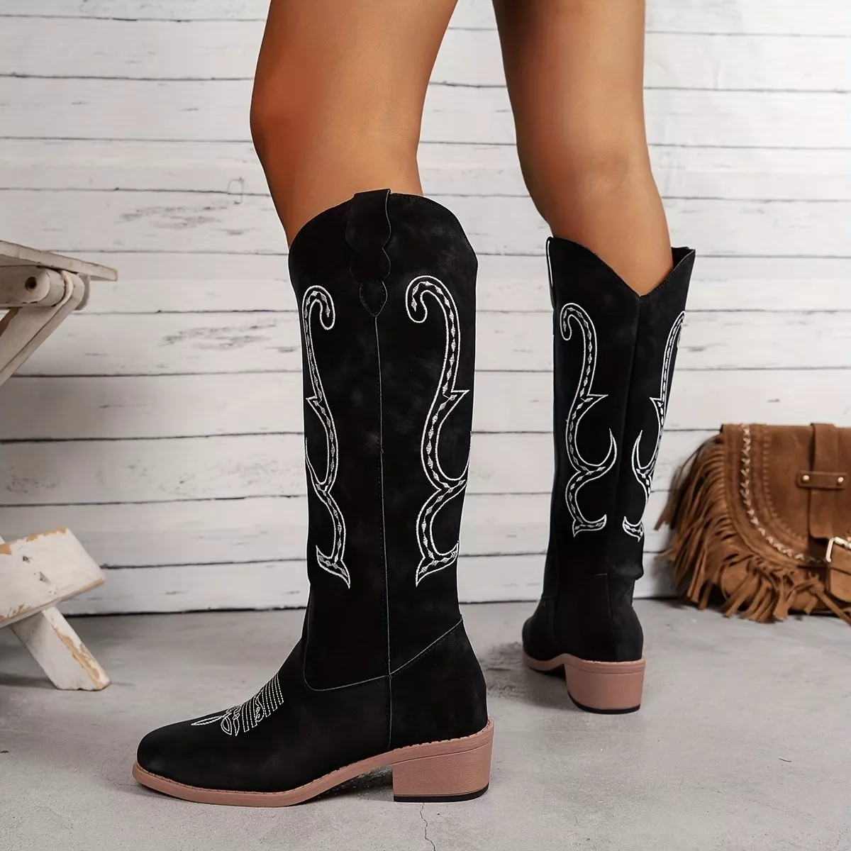 Embroidered Round Toe Block Heels Boots - Image 5