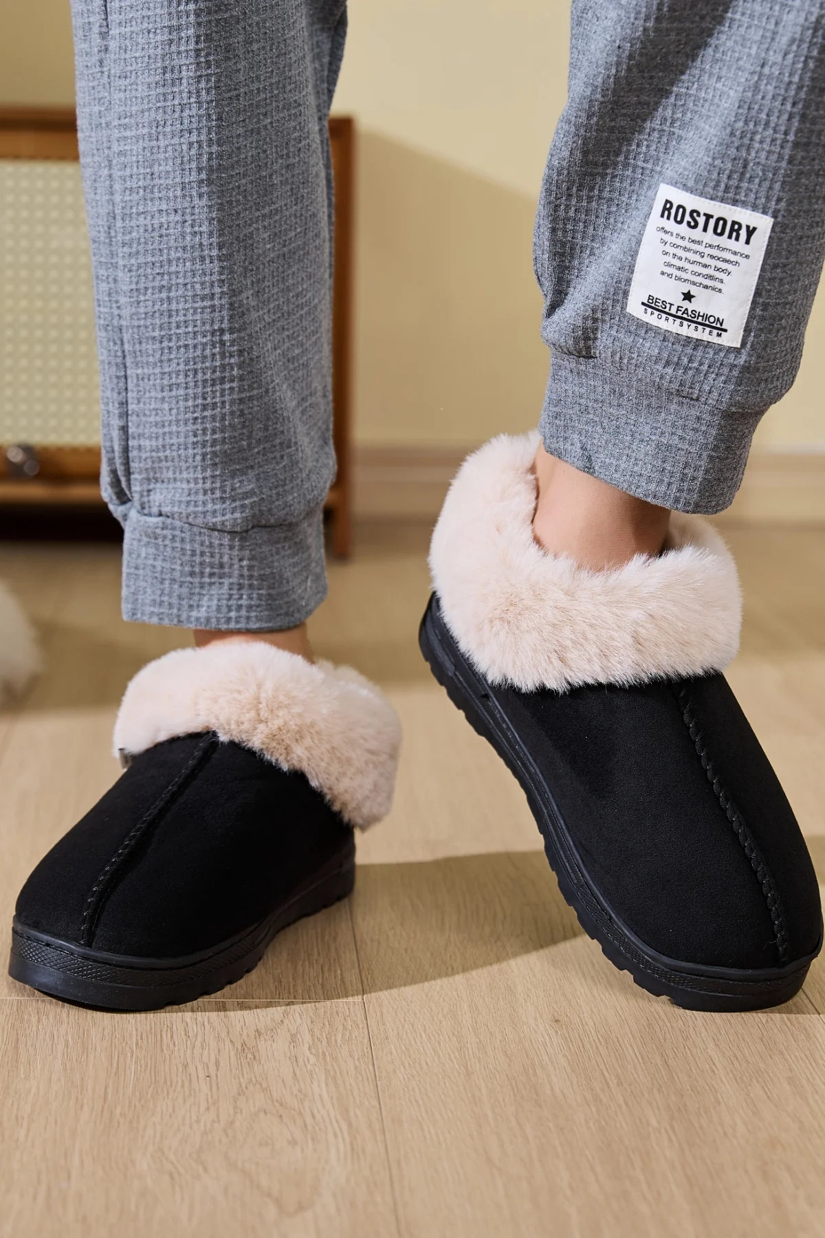 Faux Fur Round Toe Platform Slippers - Image 4