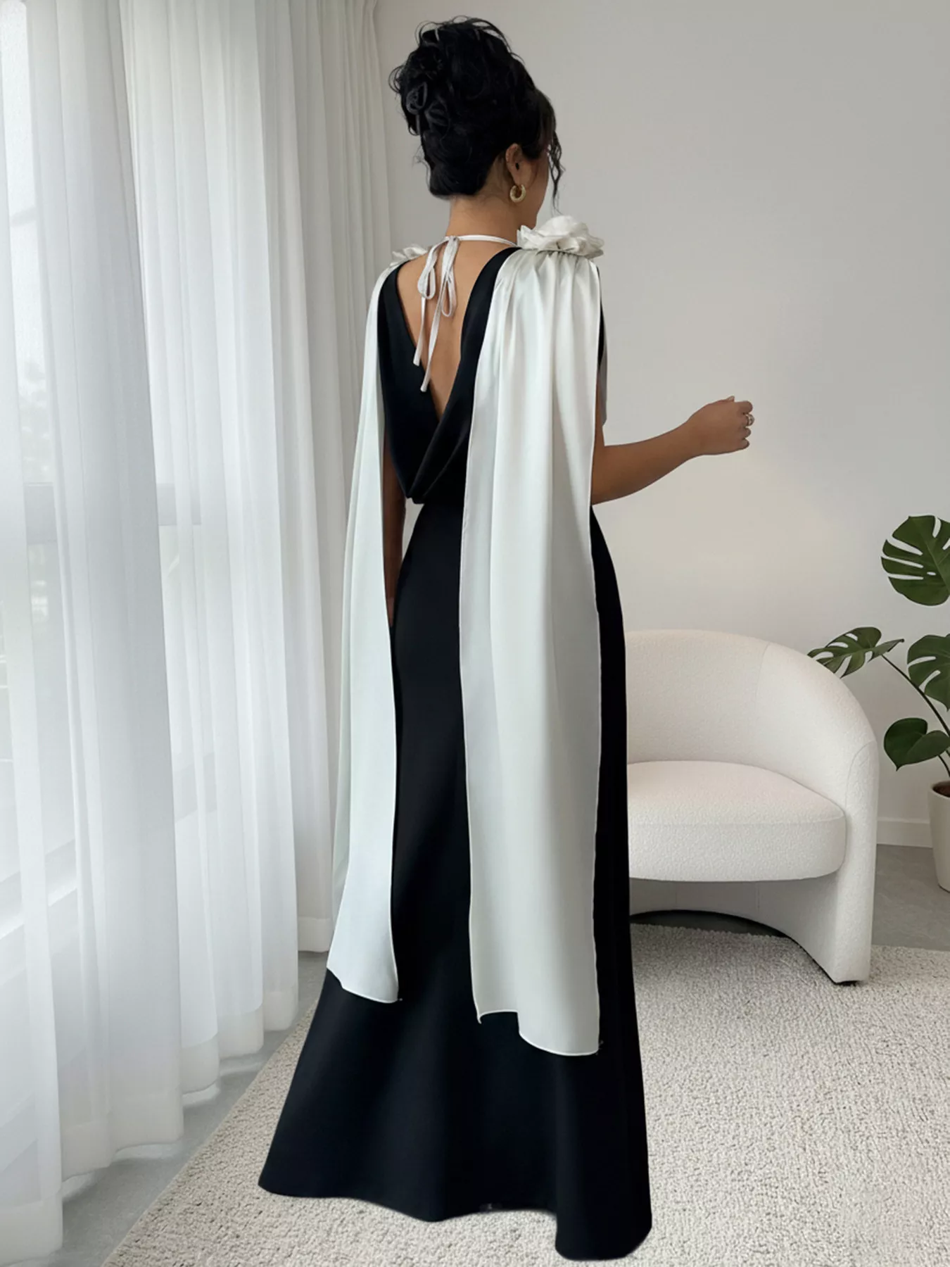 Floral Applique Two Tone Maxi Dress - Image 4
