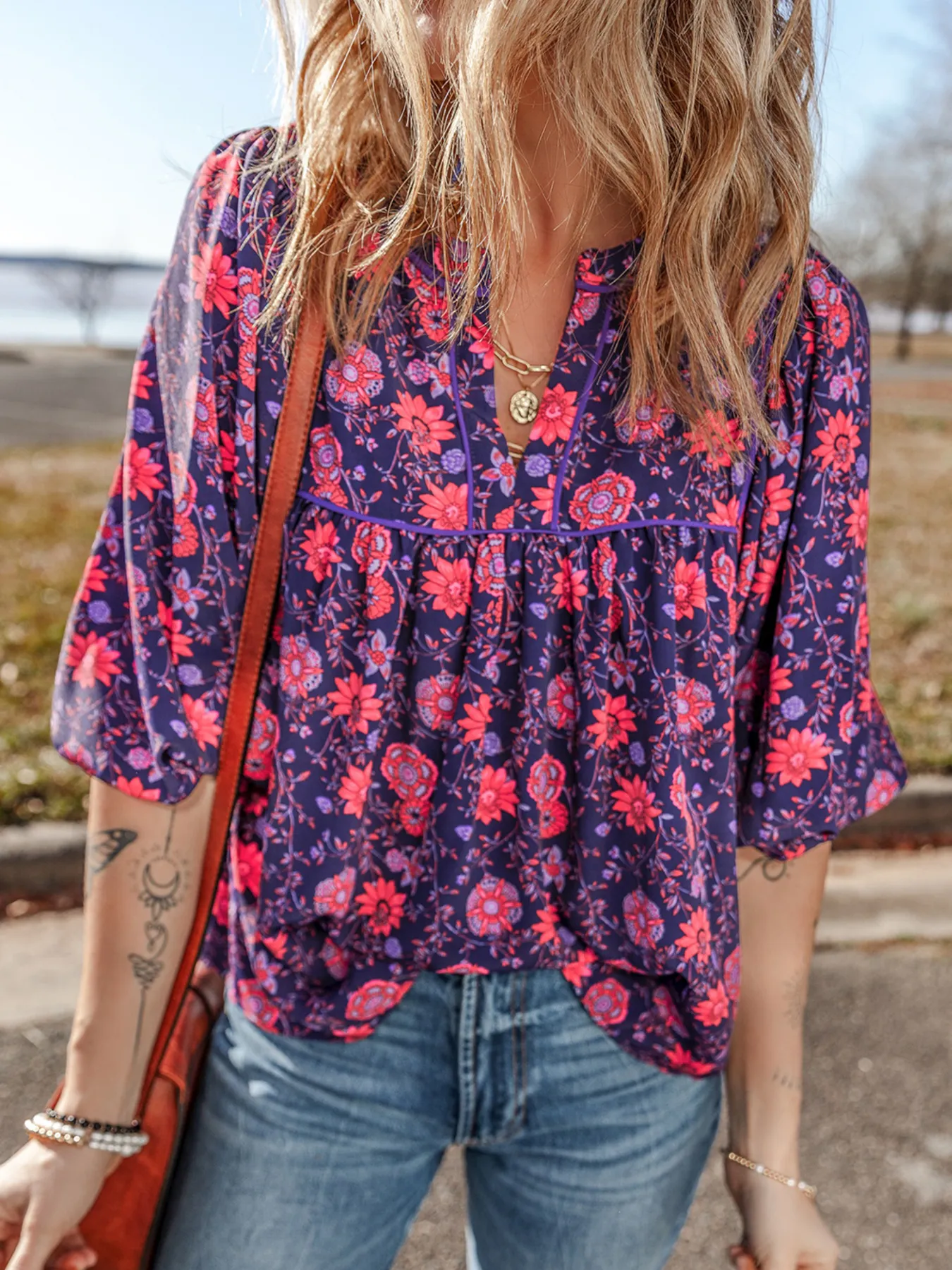 Floral Half Sleeve Split Neck Blouse Top - Image 4