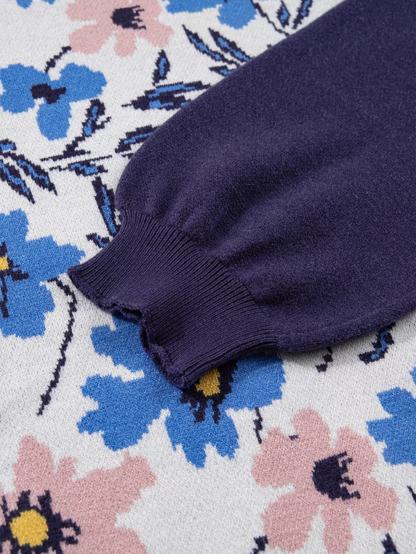 Floral Panel Colorblock Sleeve Patchwork Sweater - Image 7