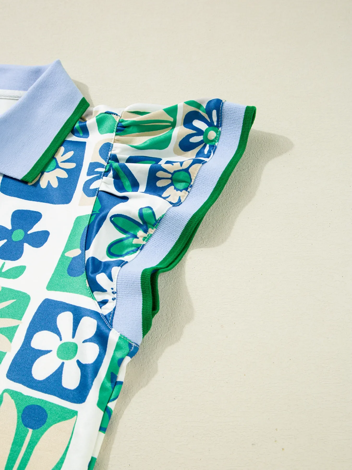 Floral Print Collared Blouse with Flutter Sleeves - Image 7