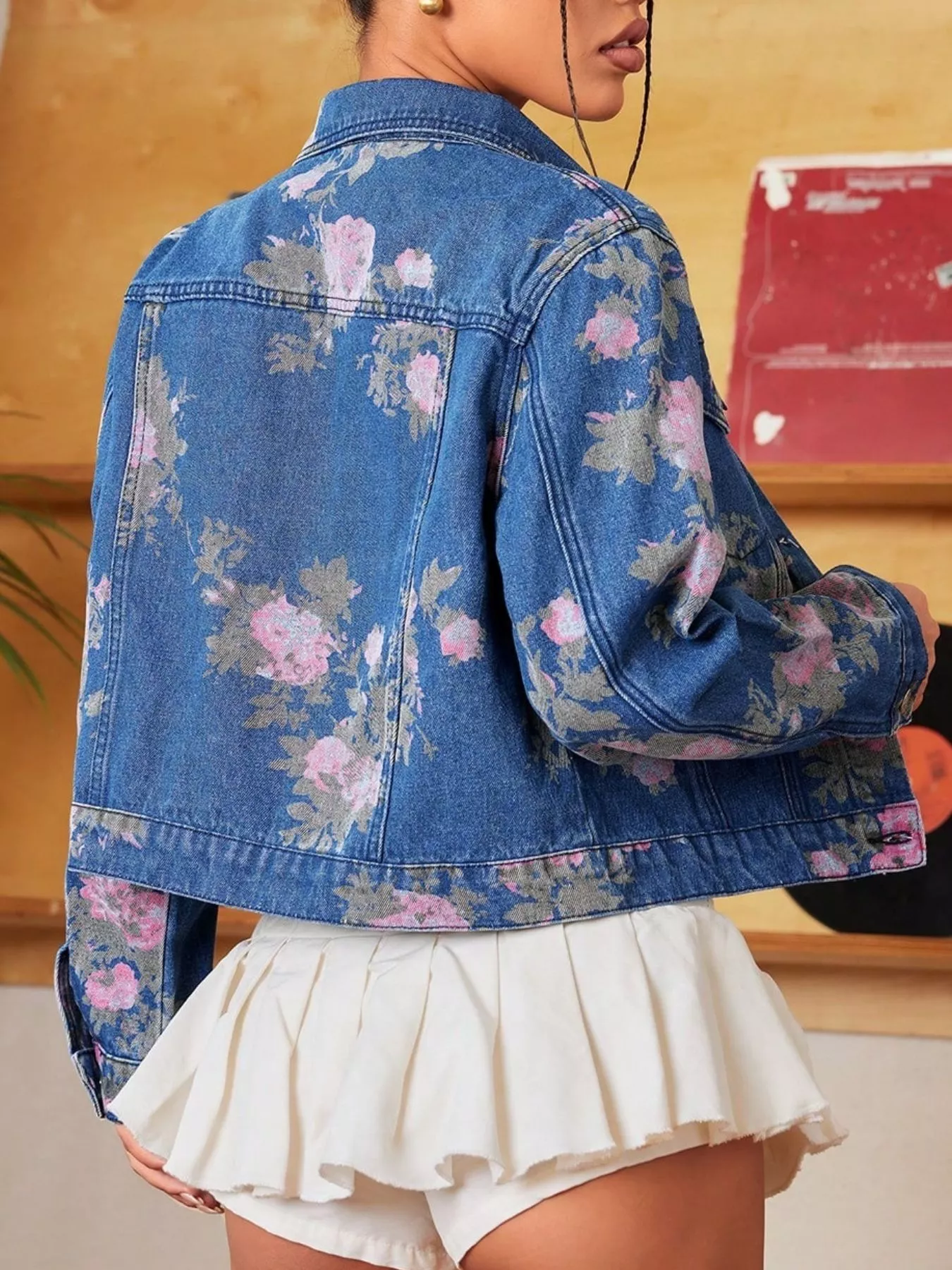 Floral Print Cropped Denim Jacket - Image 2