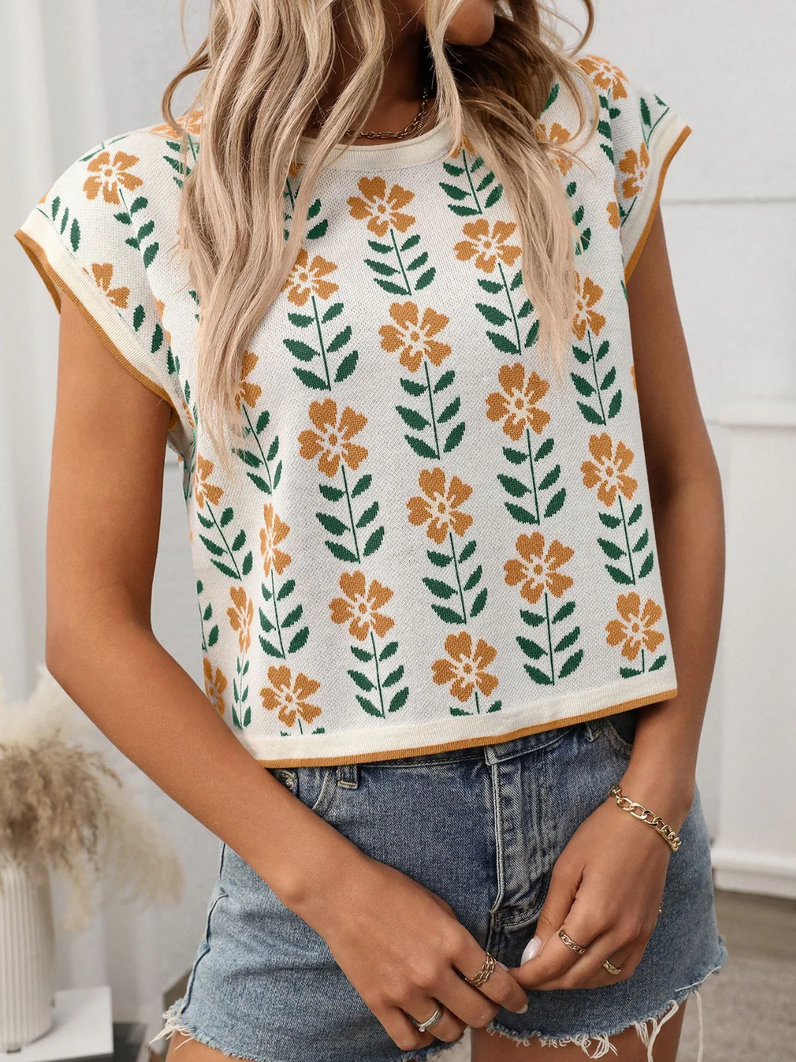 Flower Round Neck Short Sleeve Knit Top - Image 10