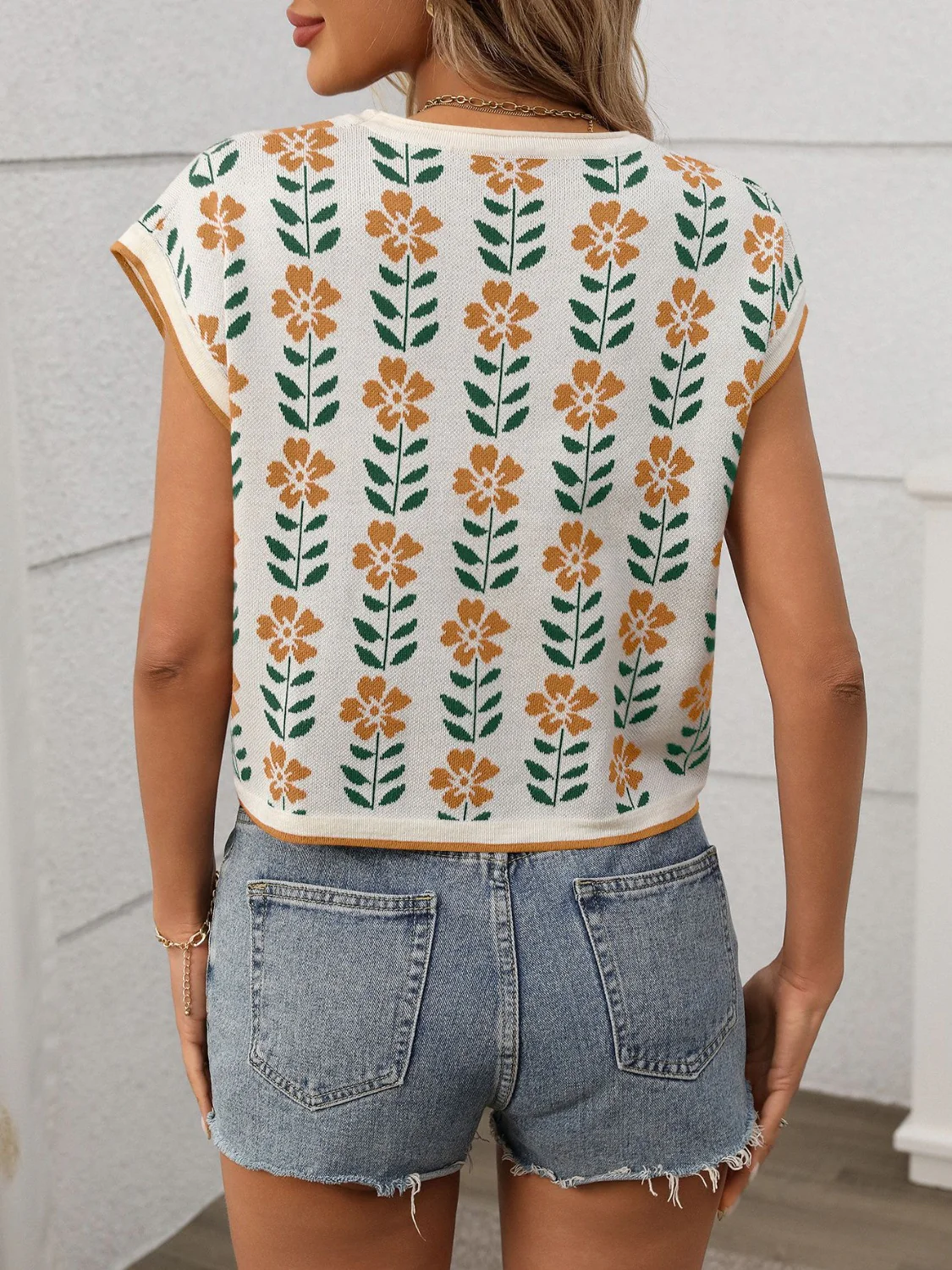 Flower Round Neck Short Sleeve Knit Top - Image 14